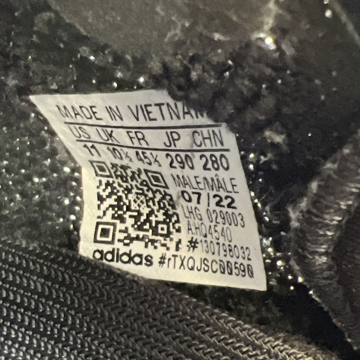 Size 11 - adidas Yeezy Boost 350 V2 Low Onyx (HQ4540)