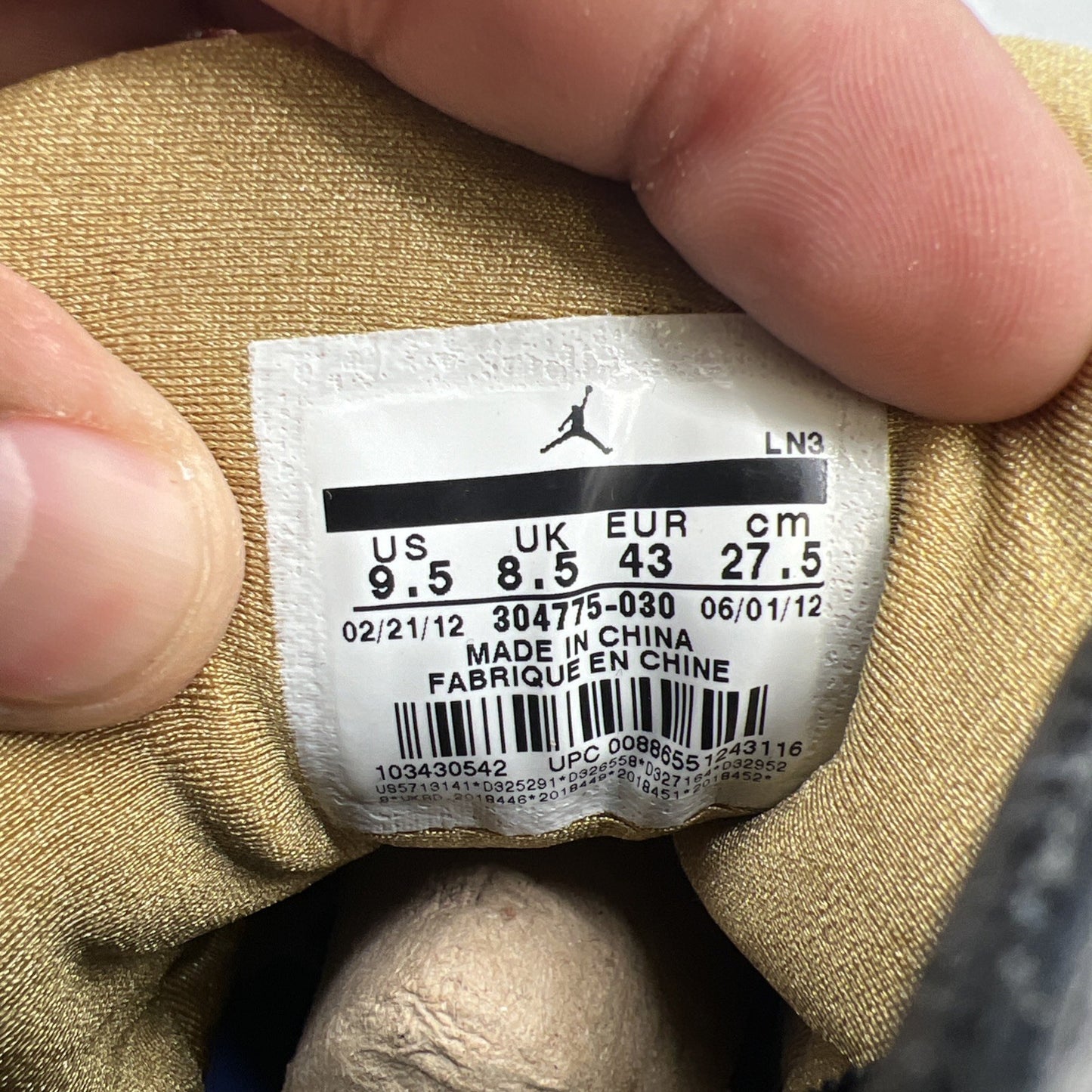 Size 9.5 - Air Jordan 7/6 Retro Golden Moments Pack (535357-935)