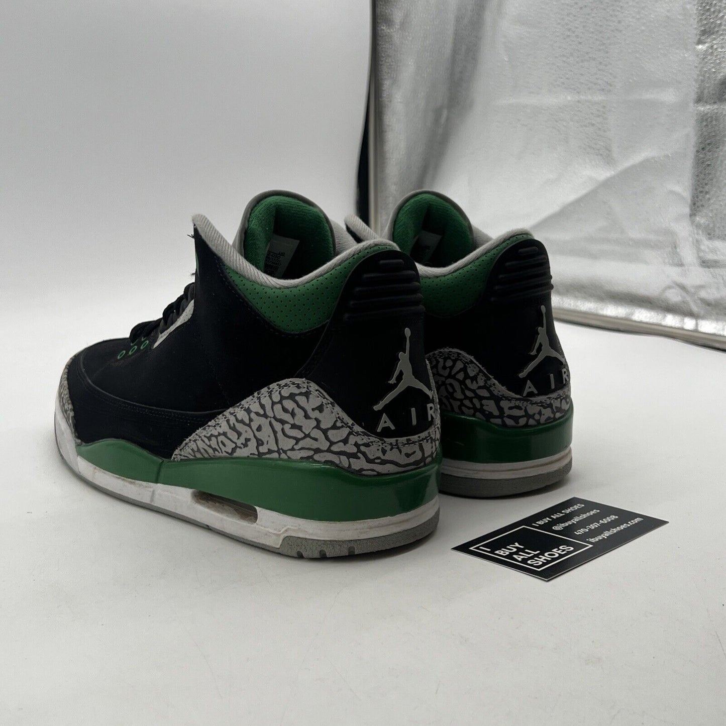 Size 9.5 - Air Jordan 3 Retro Mid Pine Green (CT8532-030)