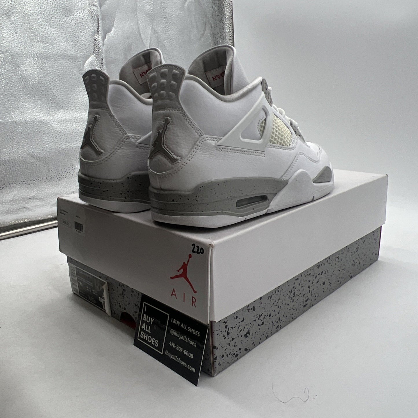 Size 7.5 - Air Jordan 4 Retro Mid White Oreo (CT8527-100)