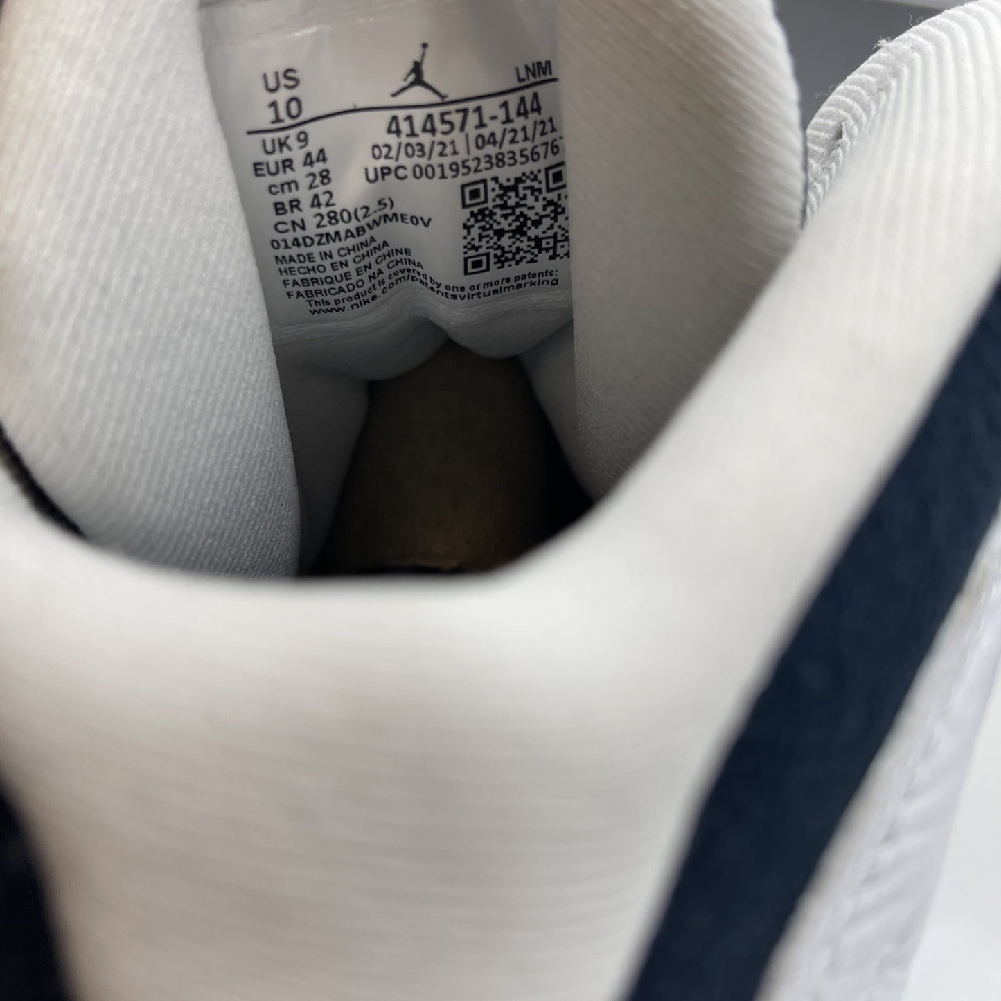 Size 10 - Jordan 13 Retro Obsidian Blue White Suede Leather (414571-144)