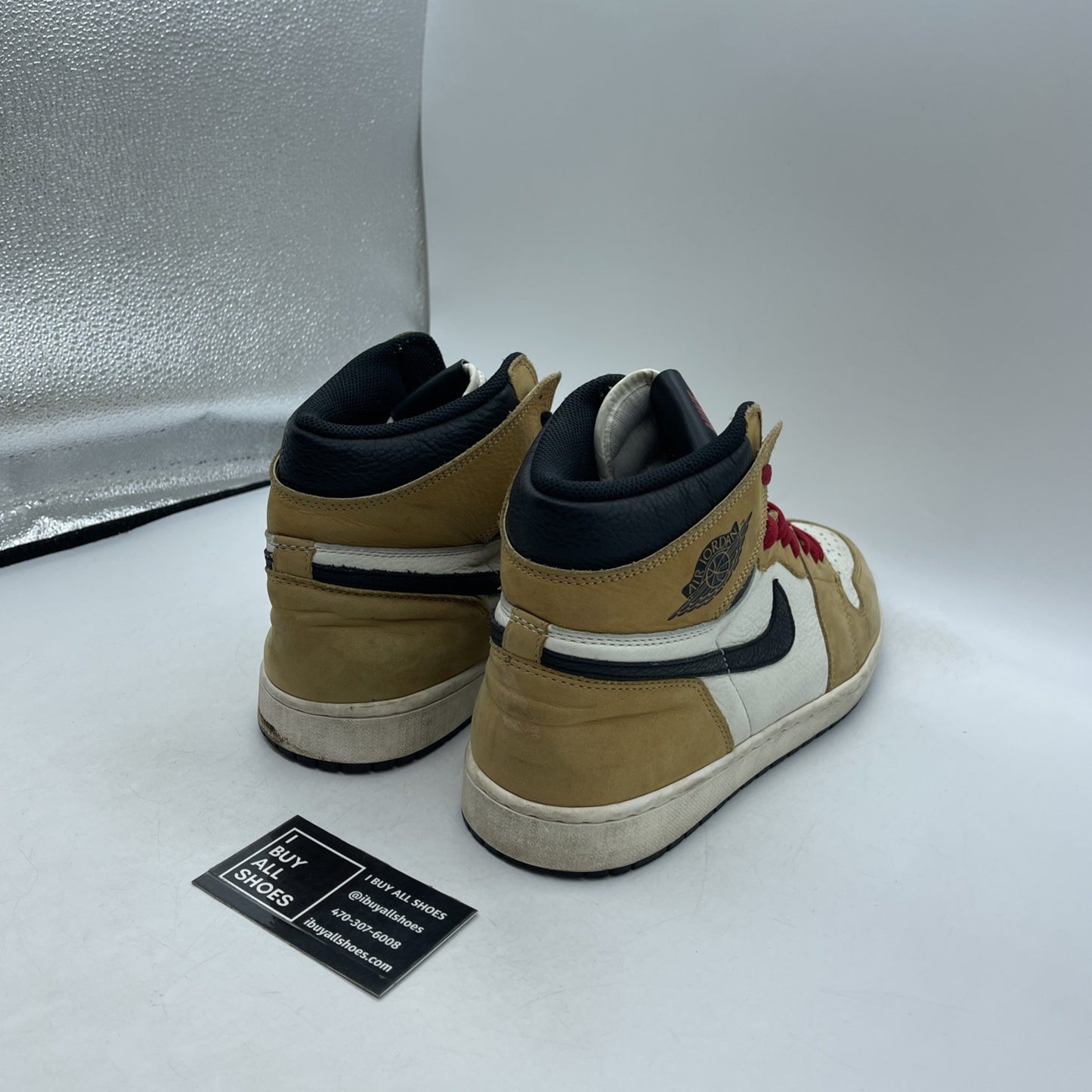 Size 13 - Air Jordan 1 Retro High OG Rookie of the Year 2018 (555088-700)