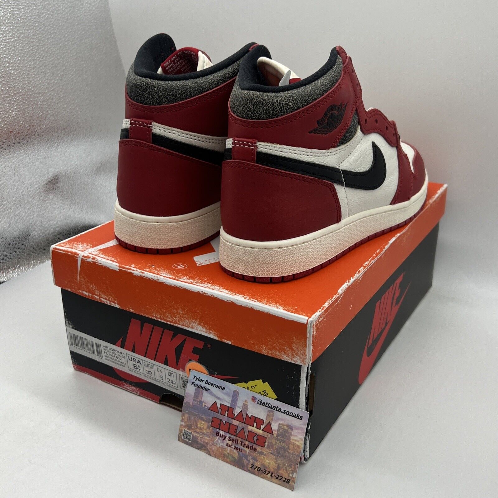 Size 5.5 - Jordan 1 Retro High OG Chicago Lost & Found 2022 Brand New Og All