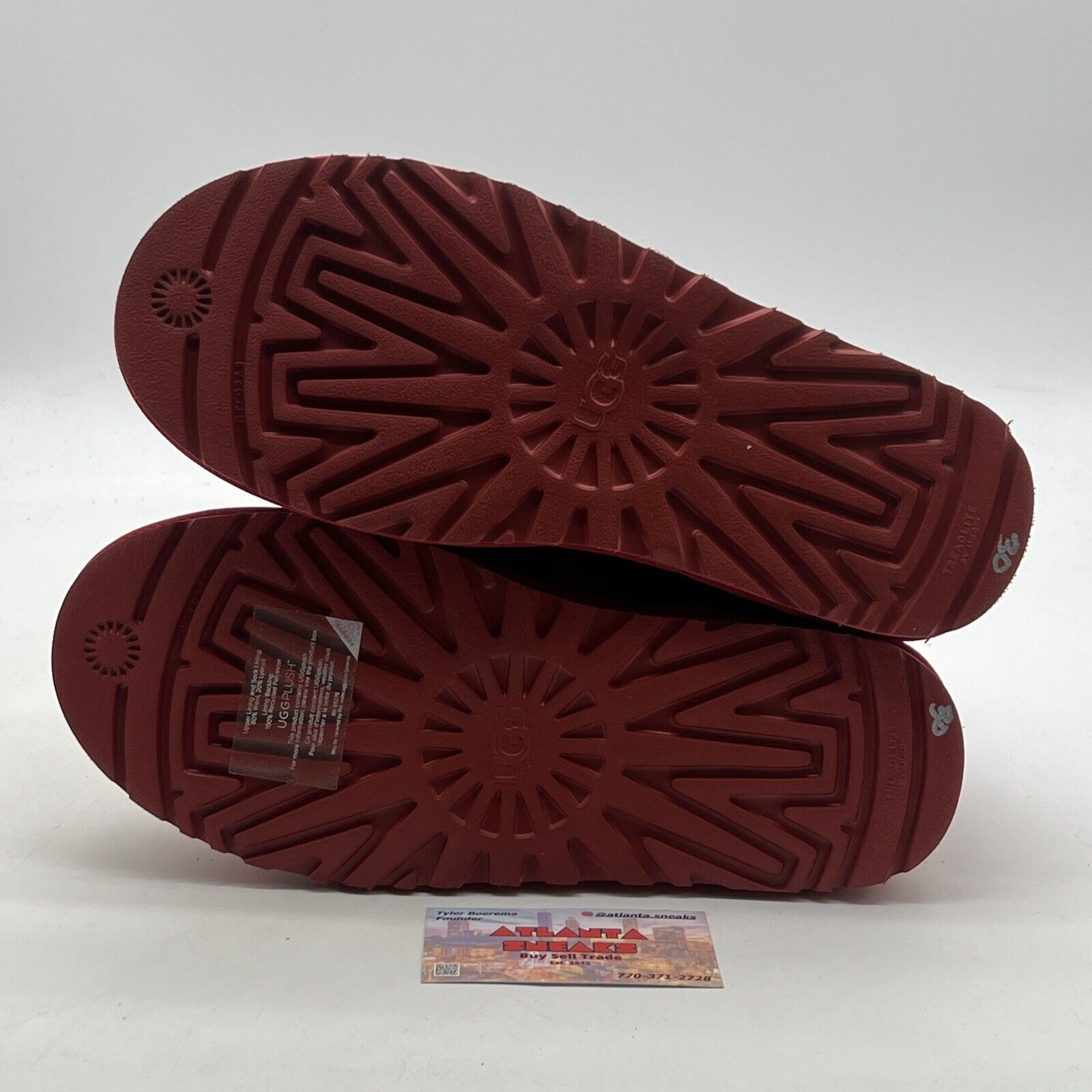 Size 9 - Women’s UGG® Neumel Chukka Boot Samba Red