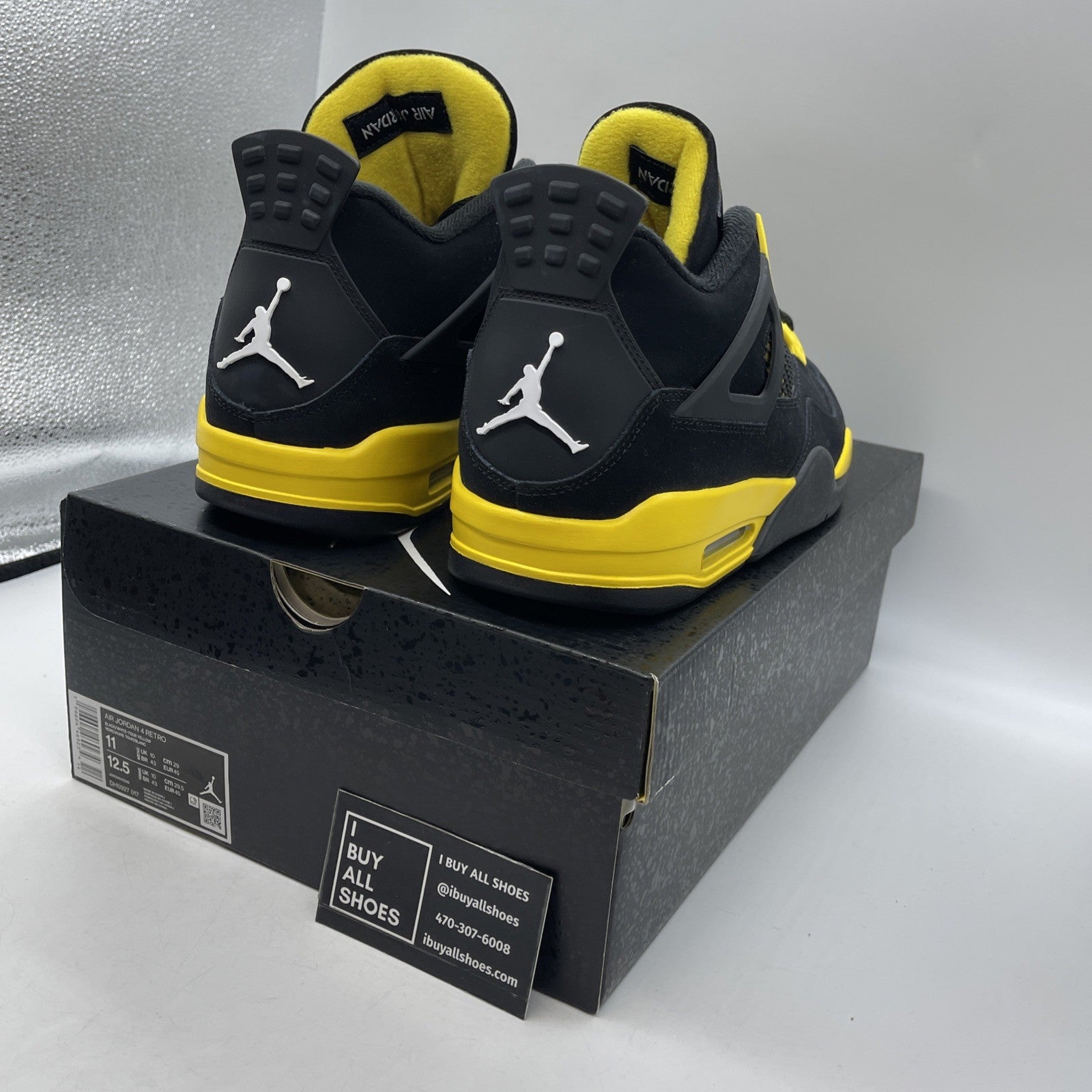 Size 11 - Air Jordan 4 Retro Mid Thunder (DH6927-017)