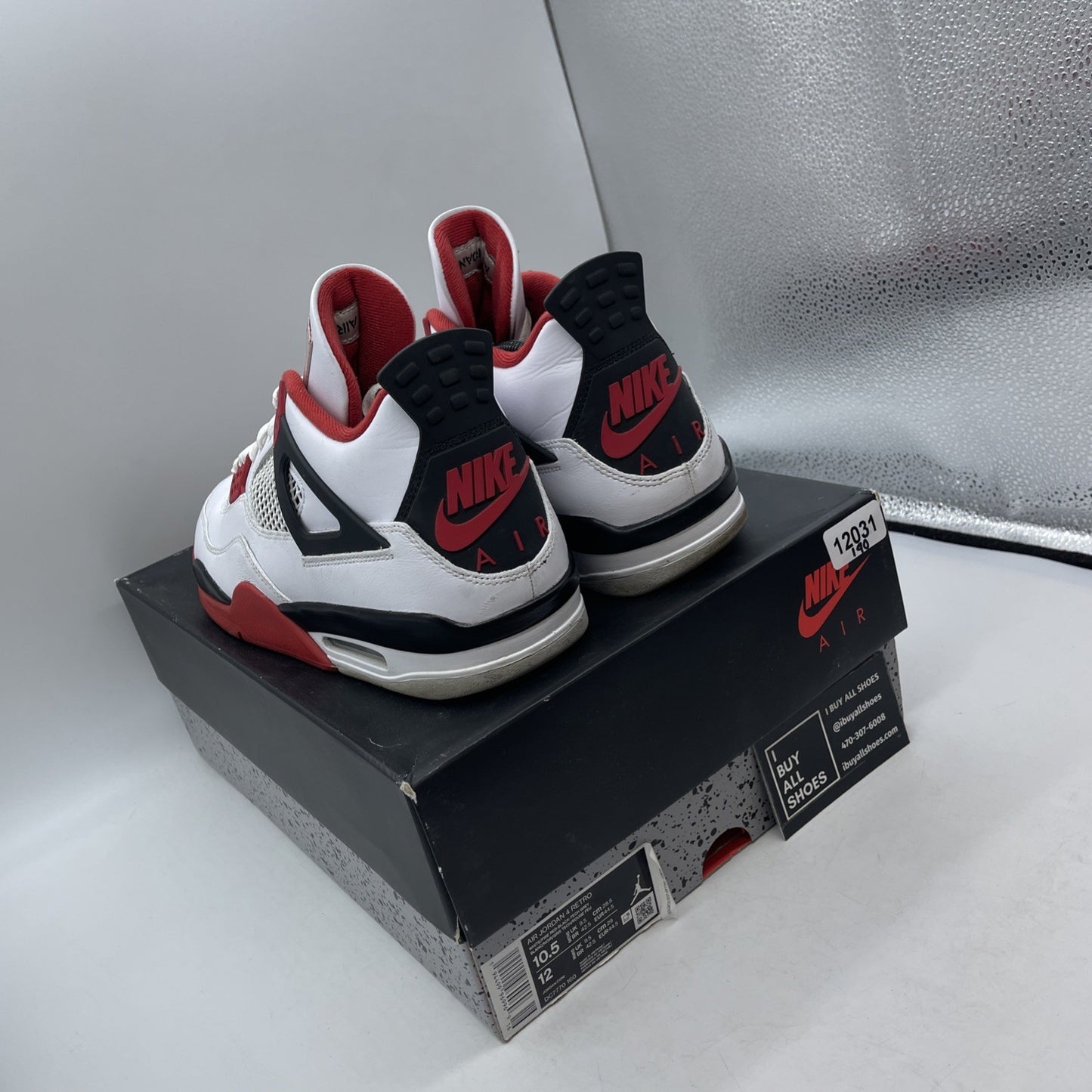 Size 10.5 - Air Jordan 4 Retro OG Mid Fire Red (DC7770-160)