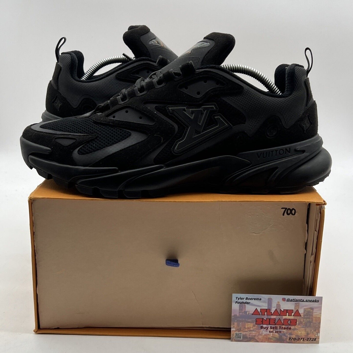 Size 10.5 - Louis Vuitton Runner Tatic Black Grey (1A9UNT) Worn