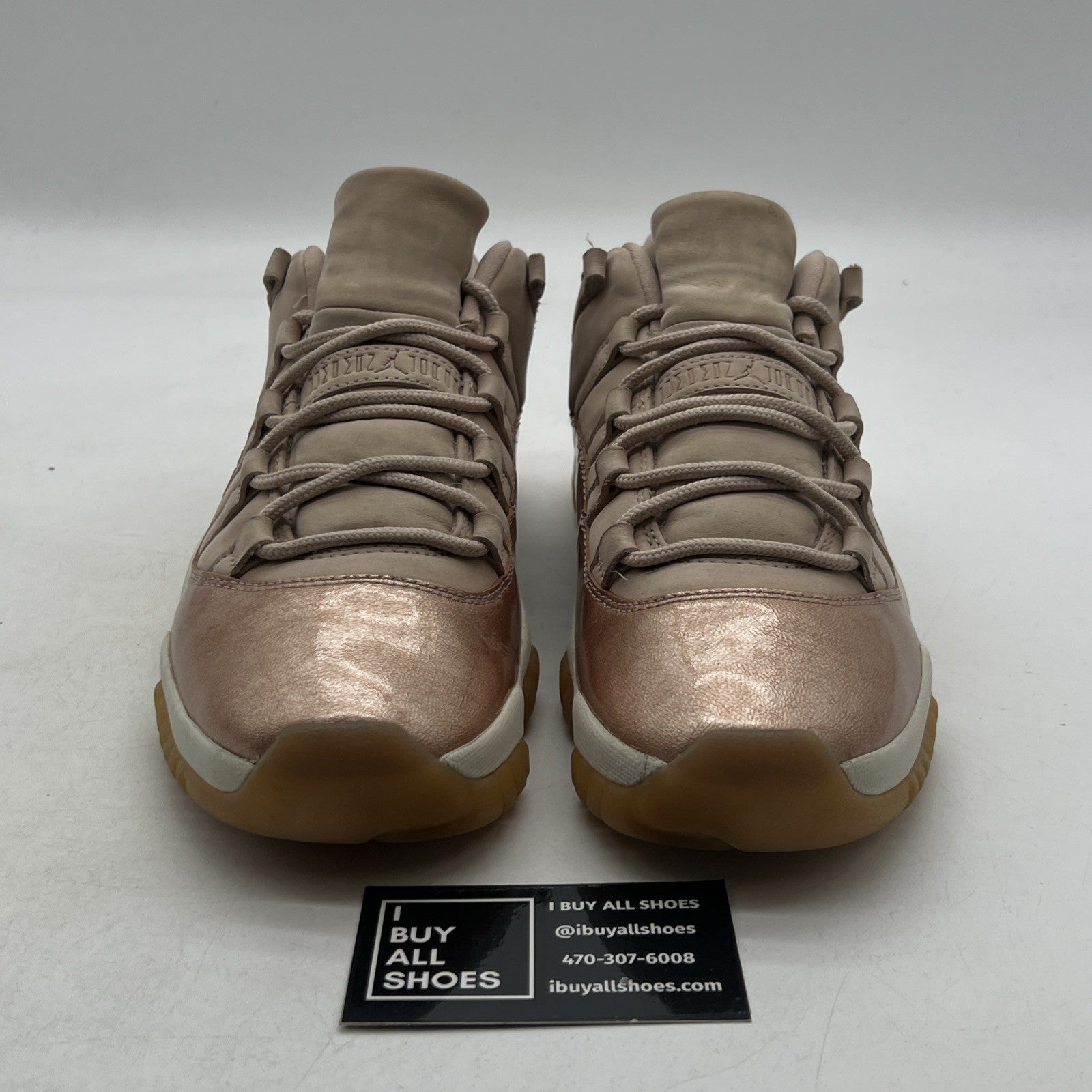 Size 10.5 - Air Jordan 11 Retro Low Rose Gold W (AH7860-105)