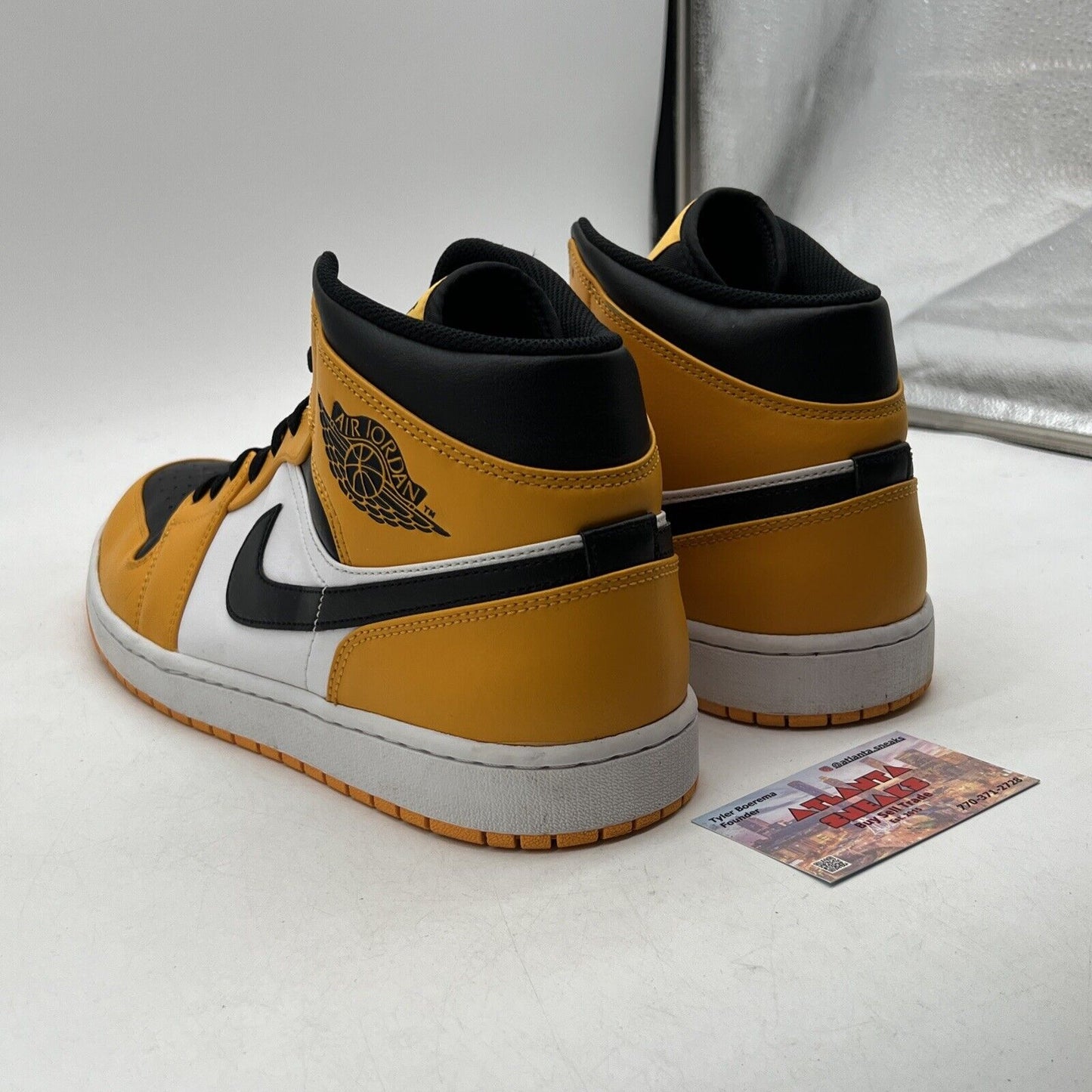 Size 14 - Jordan 1 Mid Taxi 2022 (554724-701)