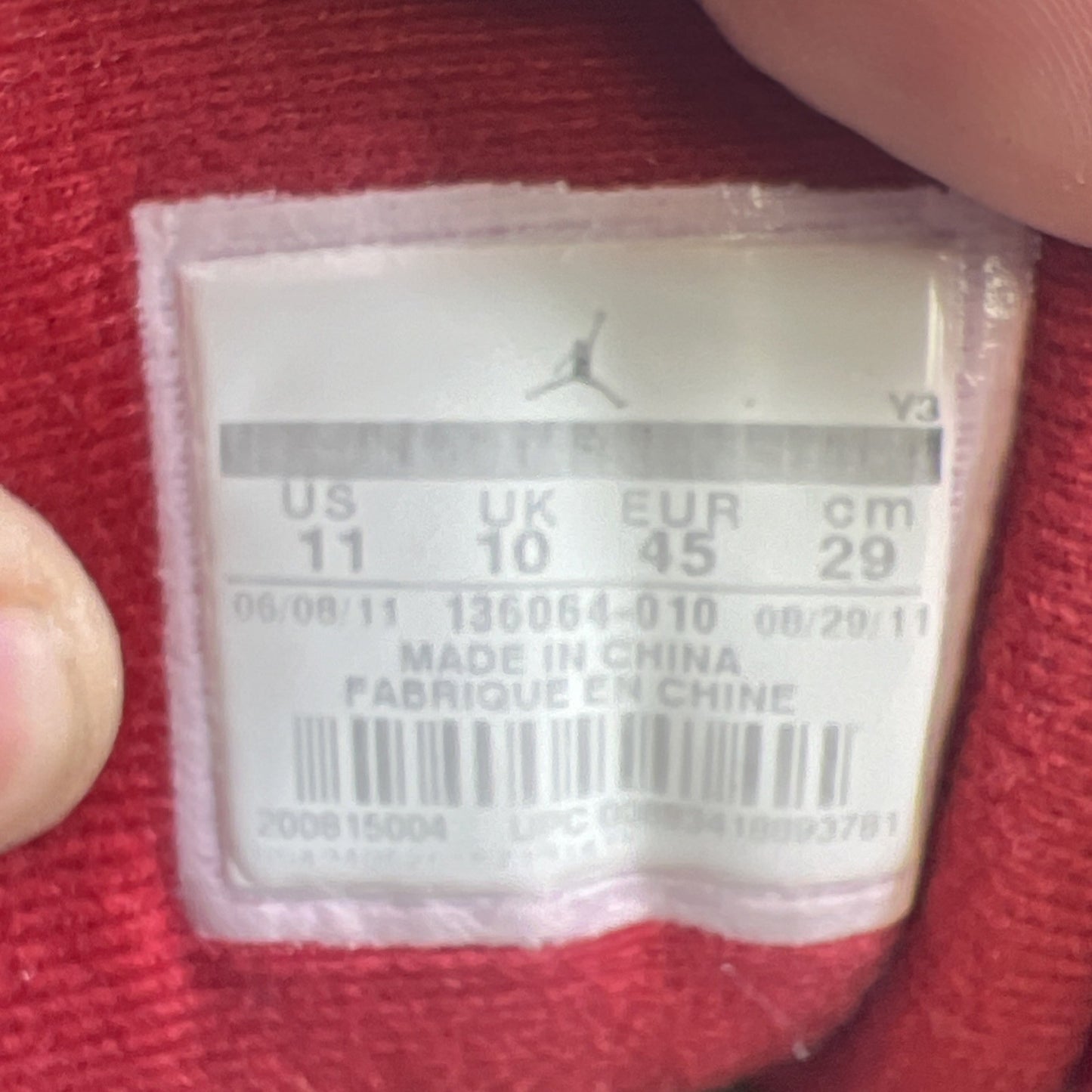 Size 11 - Air Jordan 3 Retro release 2011 (136064-010)