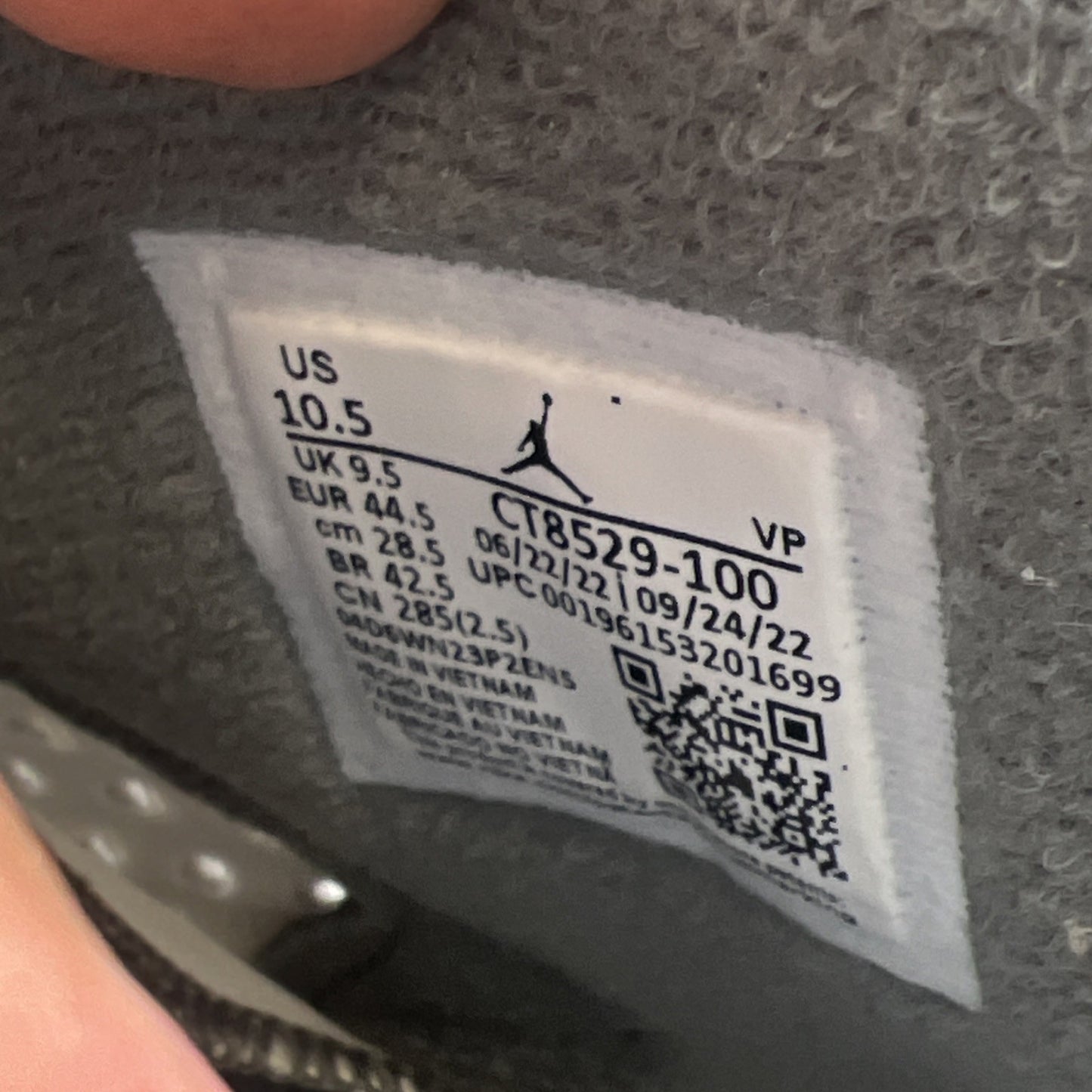Size 10.5 - Air Jordan 6 Retro Low Cool Grey (CT8529-100)