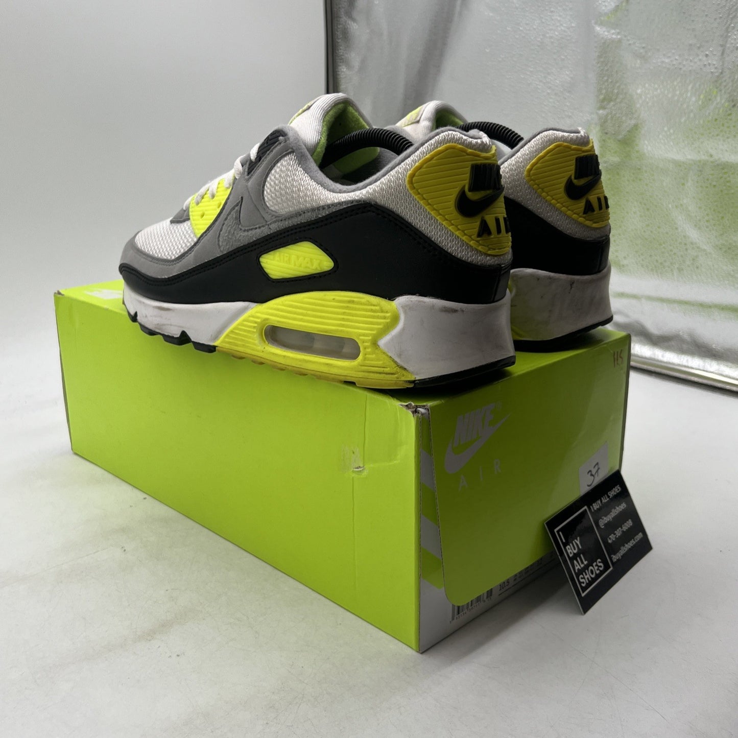 Size 10.5 - Nike Air Max 90 2020 Volt (CD0881-103)