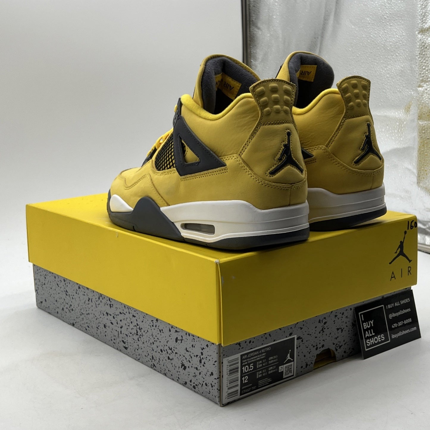 Size 10.5 - Air Jordan 4 Retro Mid Lightning (CT8527-700)