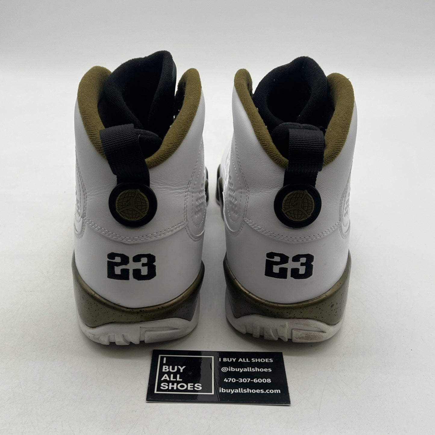 Size 12 - Air Jordan 9 Retro Statue (302370-109)
