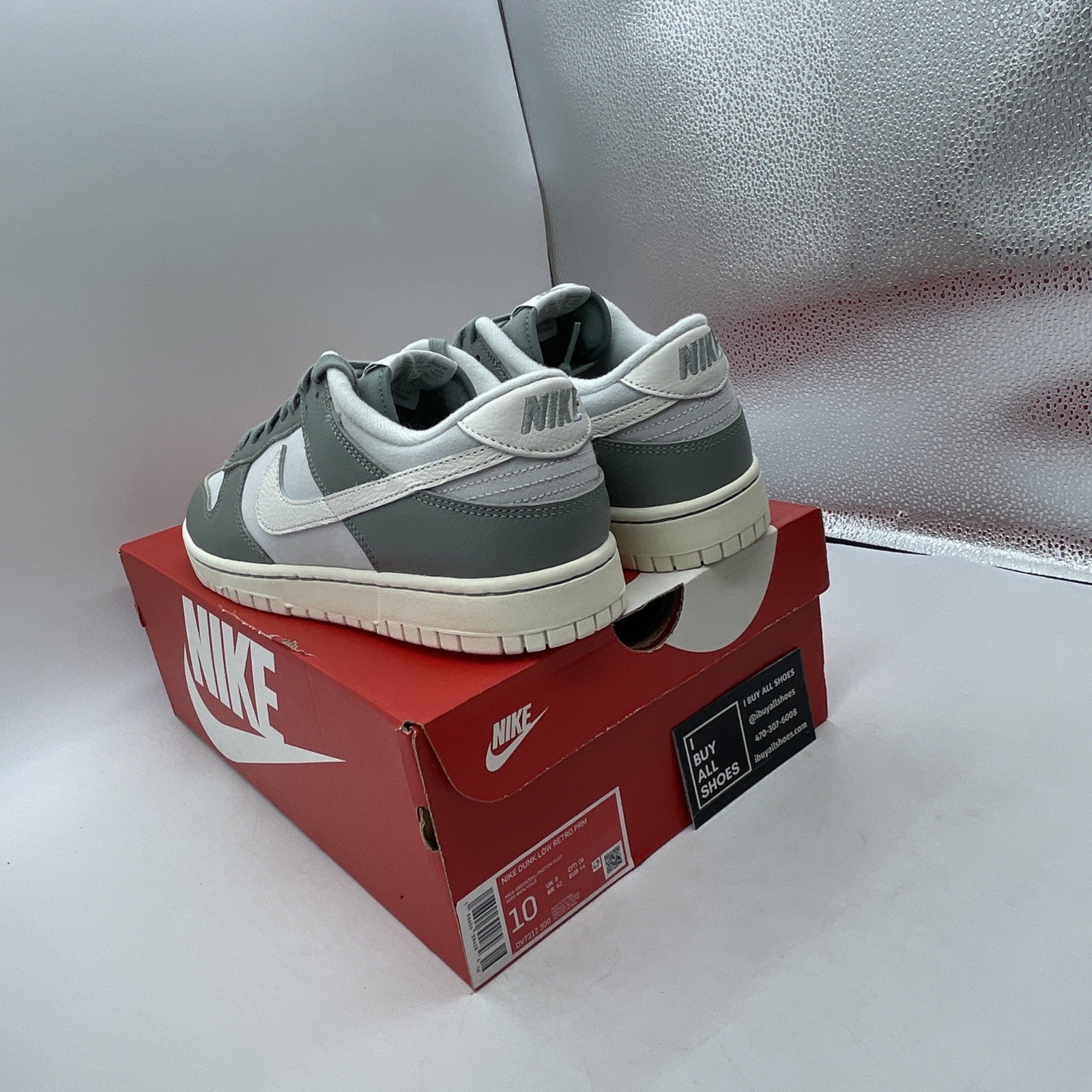 Size 10 - Nike Dunk Low Mica Green (DV7212-300)
