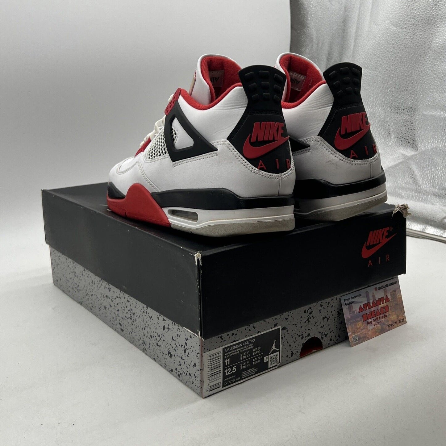 Size 11 - Jordan 4 Retro OG Mid Fire Red (DC7770-160)