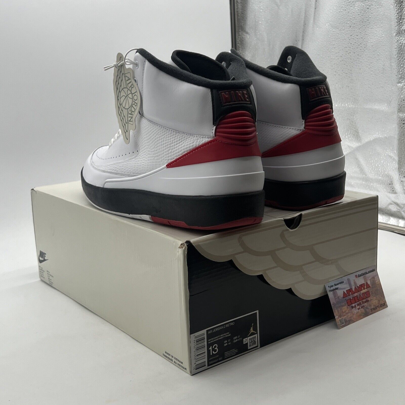 Size 13 - Air Jordan 2 Retro Mid Chicago (DX2454-106)