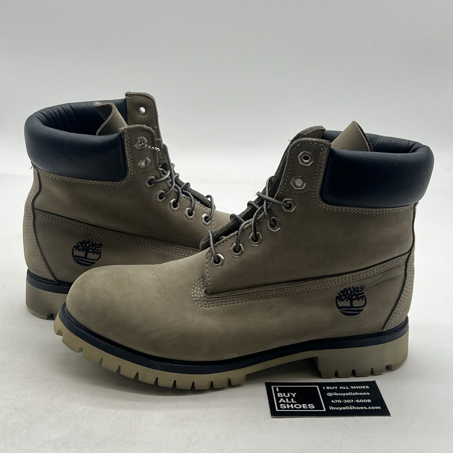 Size 9 - Timberland Classic Workwear Outdoor Boots