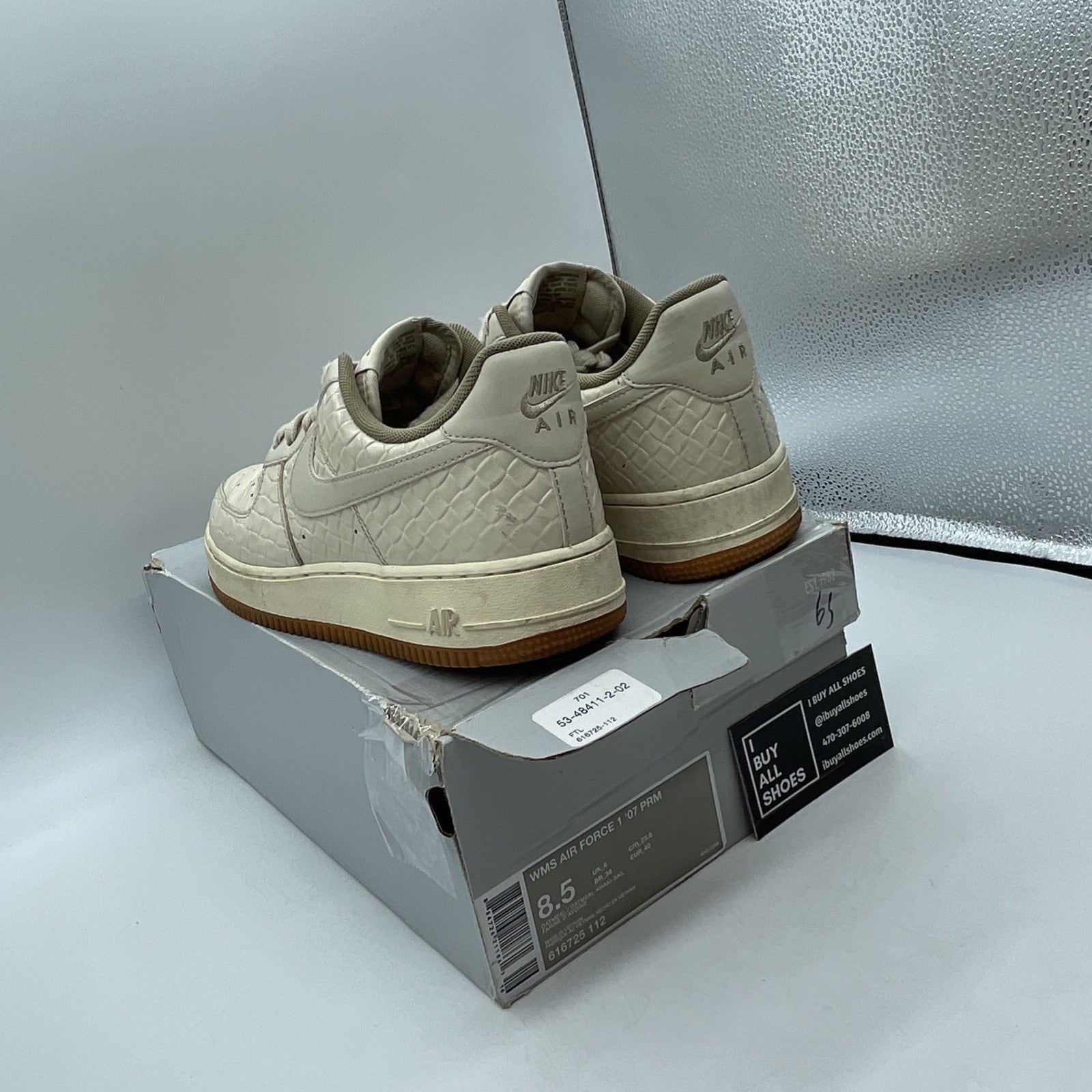 Size 8.5W - Nike Air Force 1 Premium Low 112 Brown Leather (616725-112)