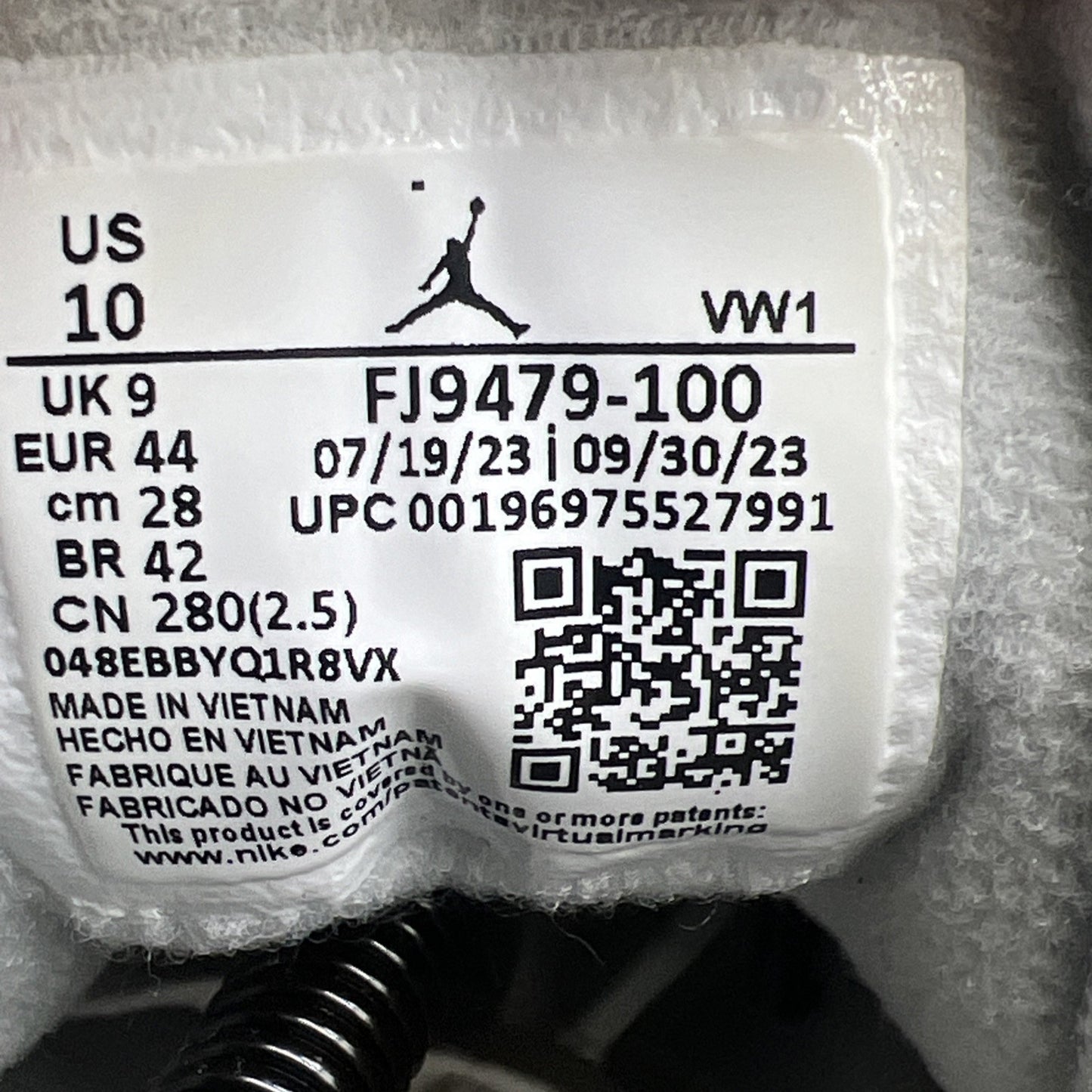 Size 10 - Air Jordan 3 Retro Craft Ivory/Grey White Leather (FJ9579-100)