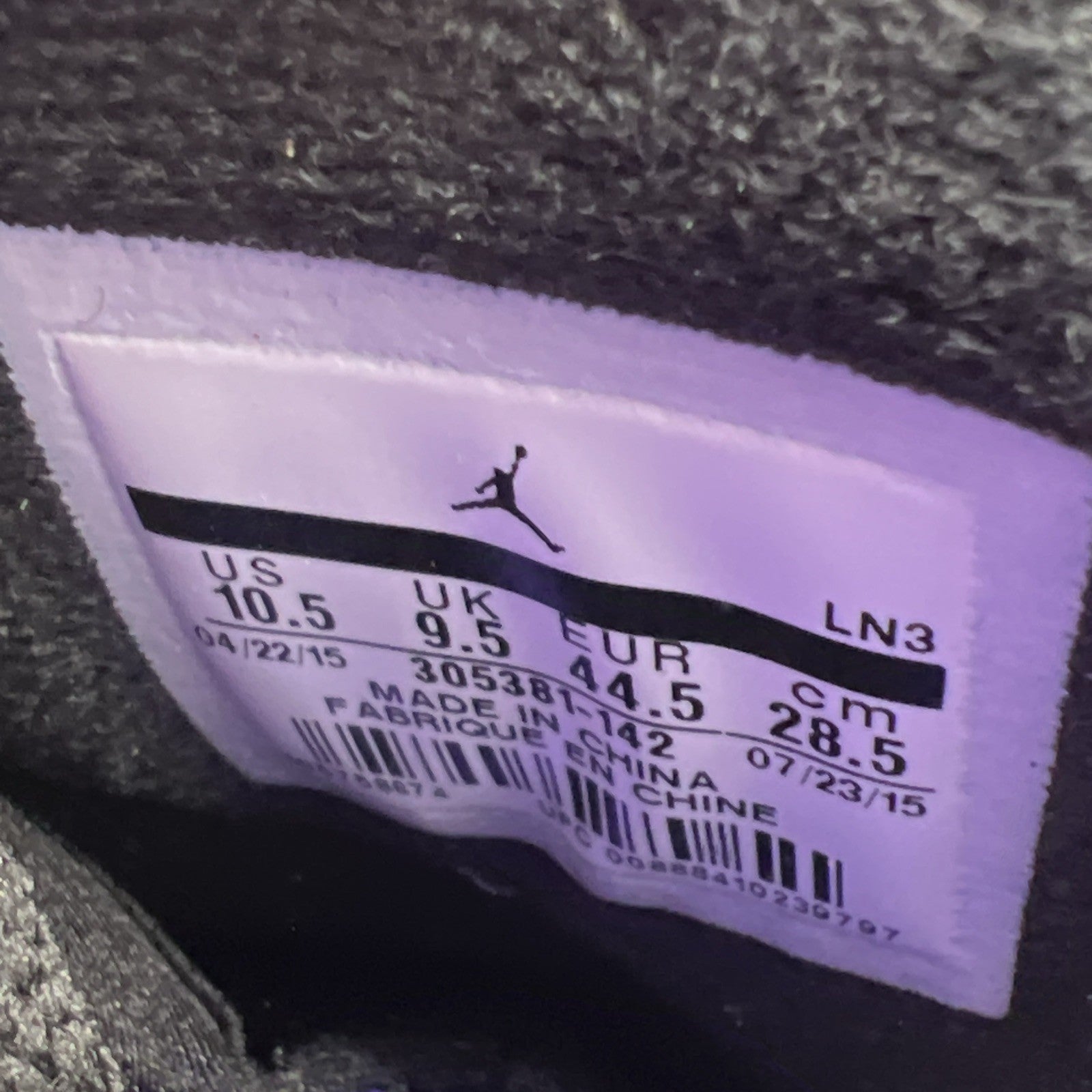 Size 10.5 - Air Jordan 8 Three-Peat (305381-142)