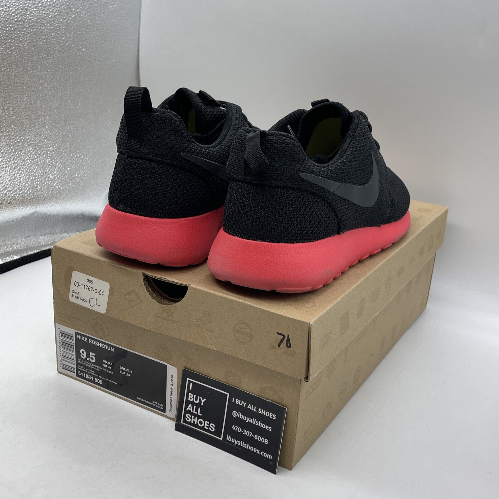 Size 9.5 - Nike Rosherun Total Crimson Black Suede Leather (511881-800)