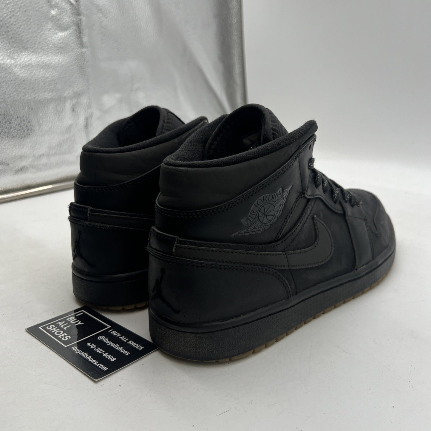 Size 10.5 - Air Jordan 1 Winterized Mid Black Gum (AA3992-002)