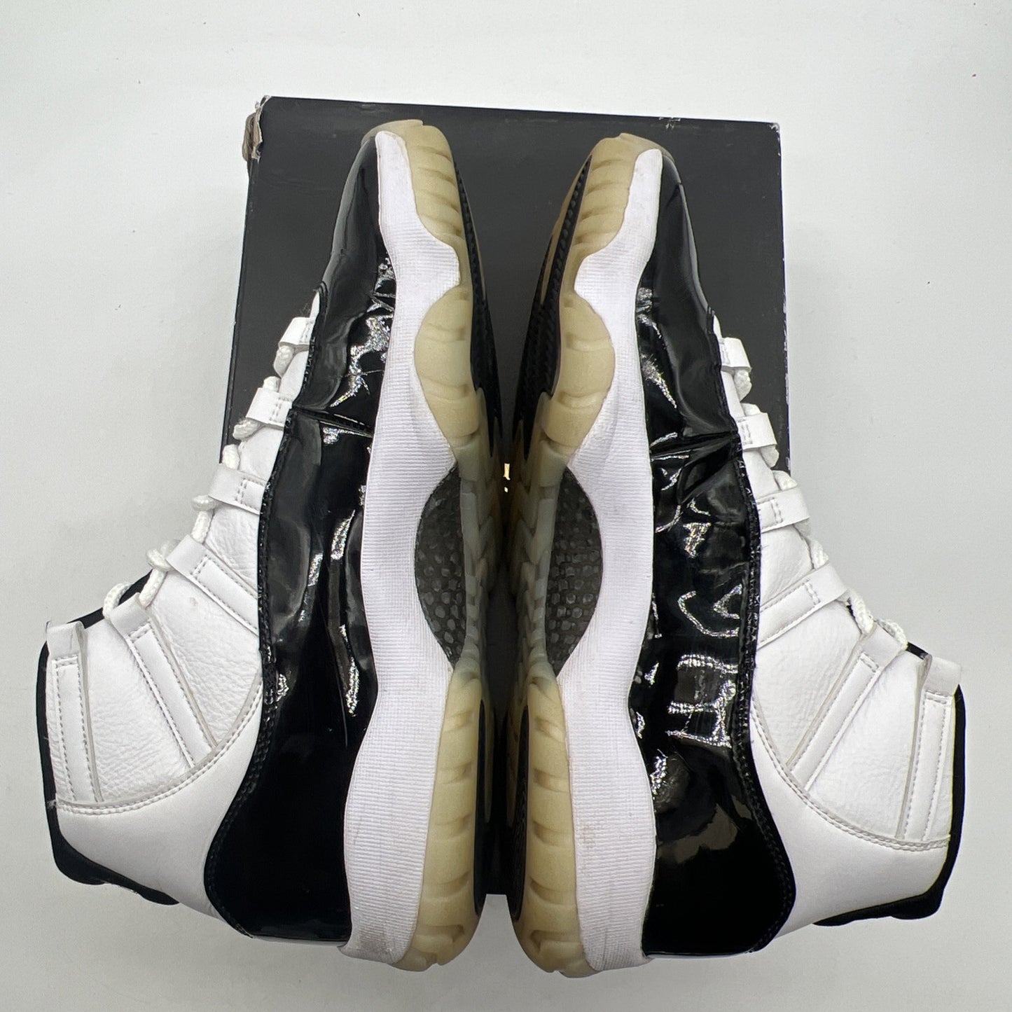 Size 11 - Air Jordan 11 Retro Mid Gratitude / Defining Moments (CT7012-170)