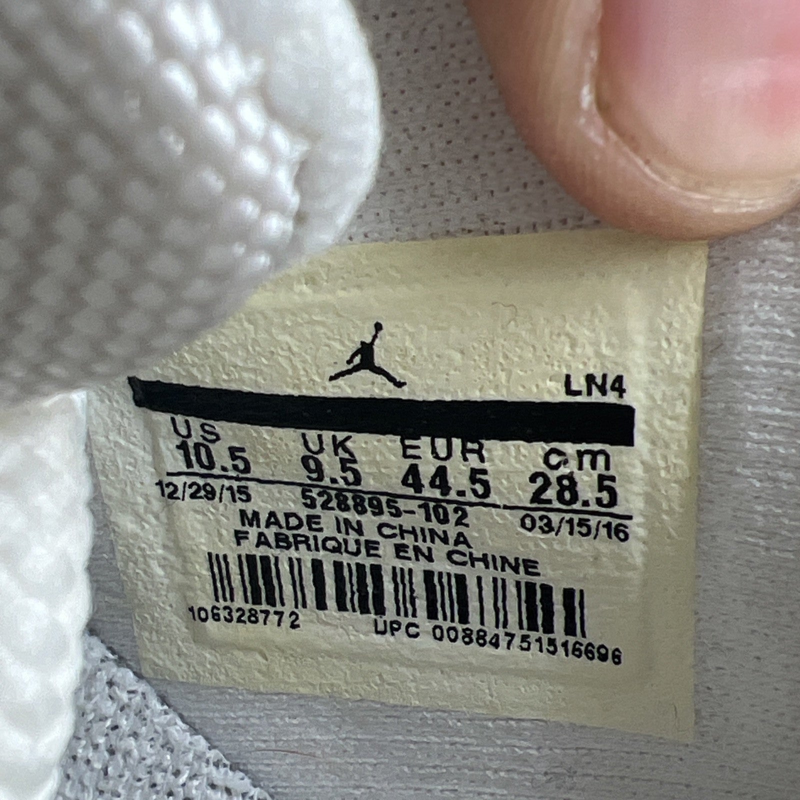 Size 10.5 - Air Jordan 11 Retro 2016 Low Cherry (528895-102)