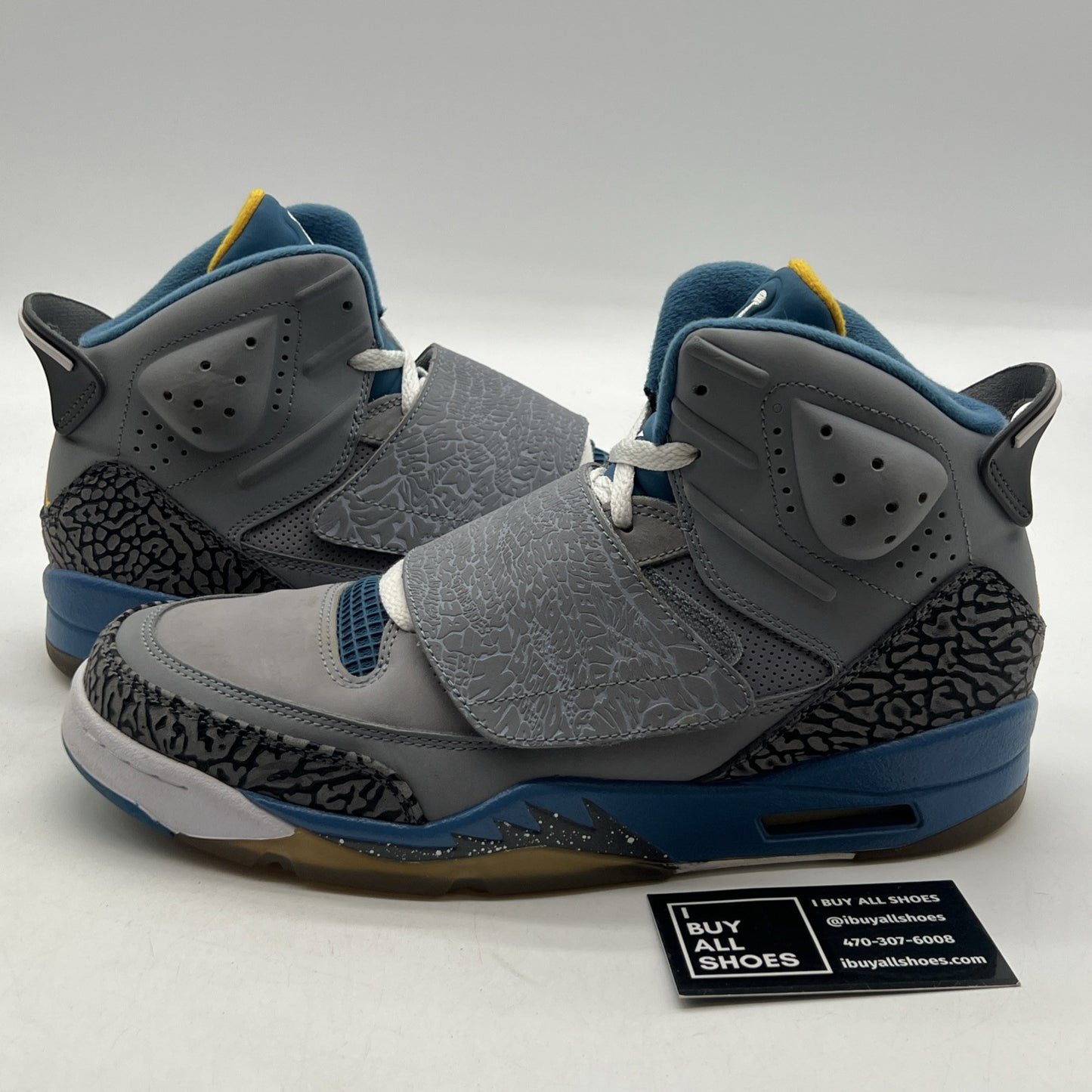 Size 10 - Jordan Son of Mars Stealth (512245-037)