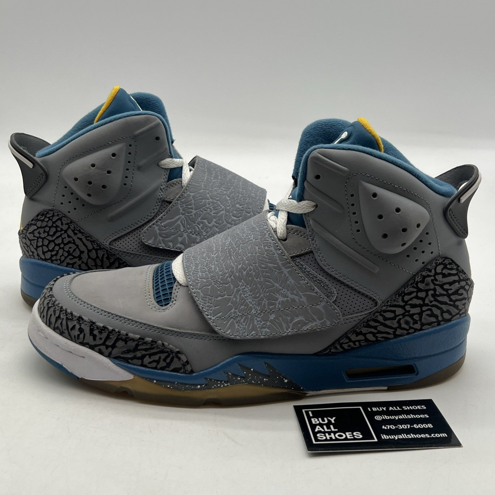 Size 10 - Jordan Son of Mars Stealth (512245-037)