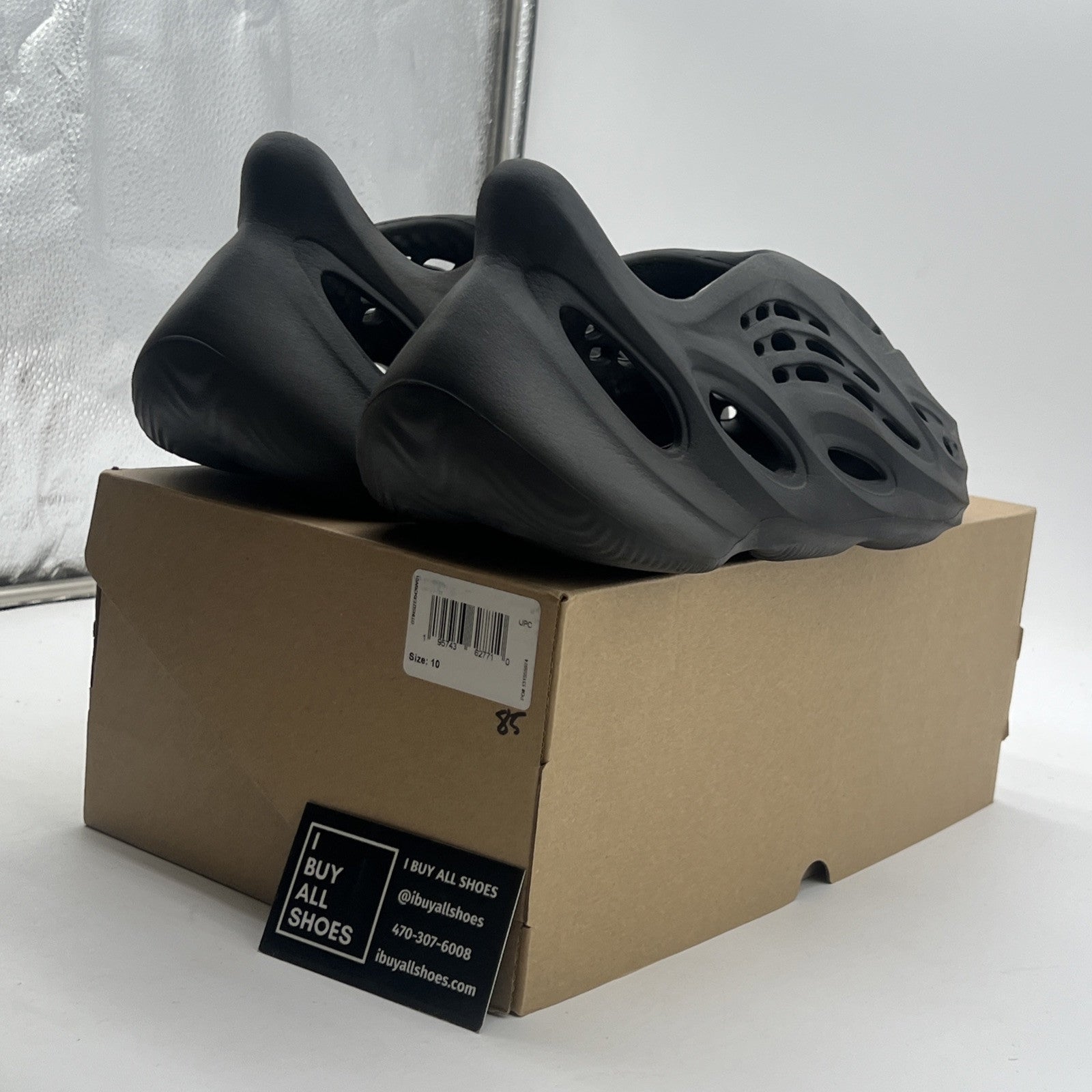 Size 10 - Adidas Yeezy Foam Runner 'Onyx' (HP8739)