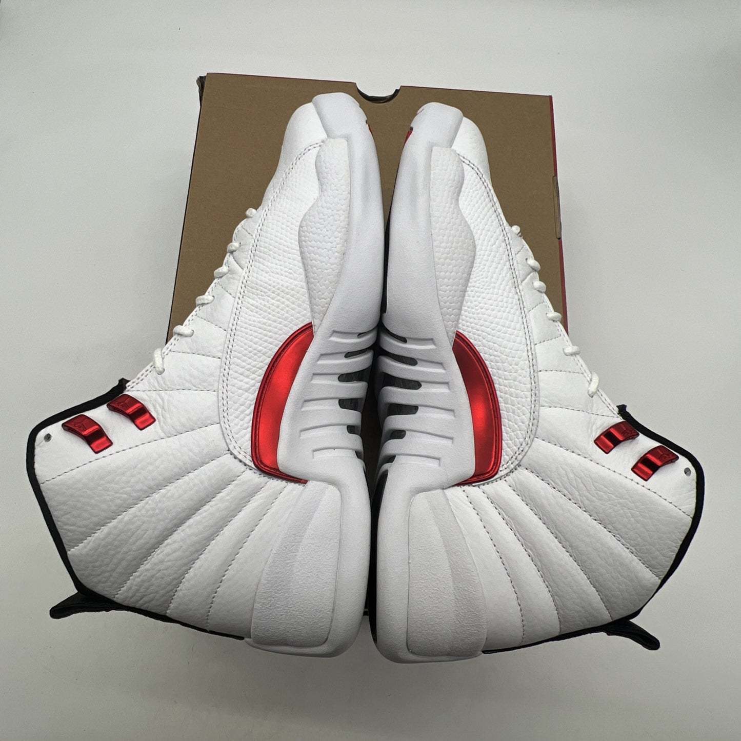Size 8.5 - Air Jordan 12 Retro Twist (CT8013-106)