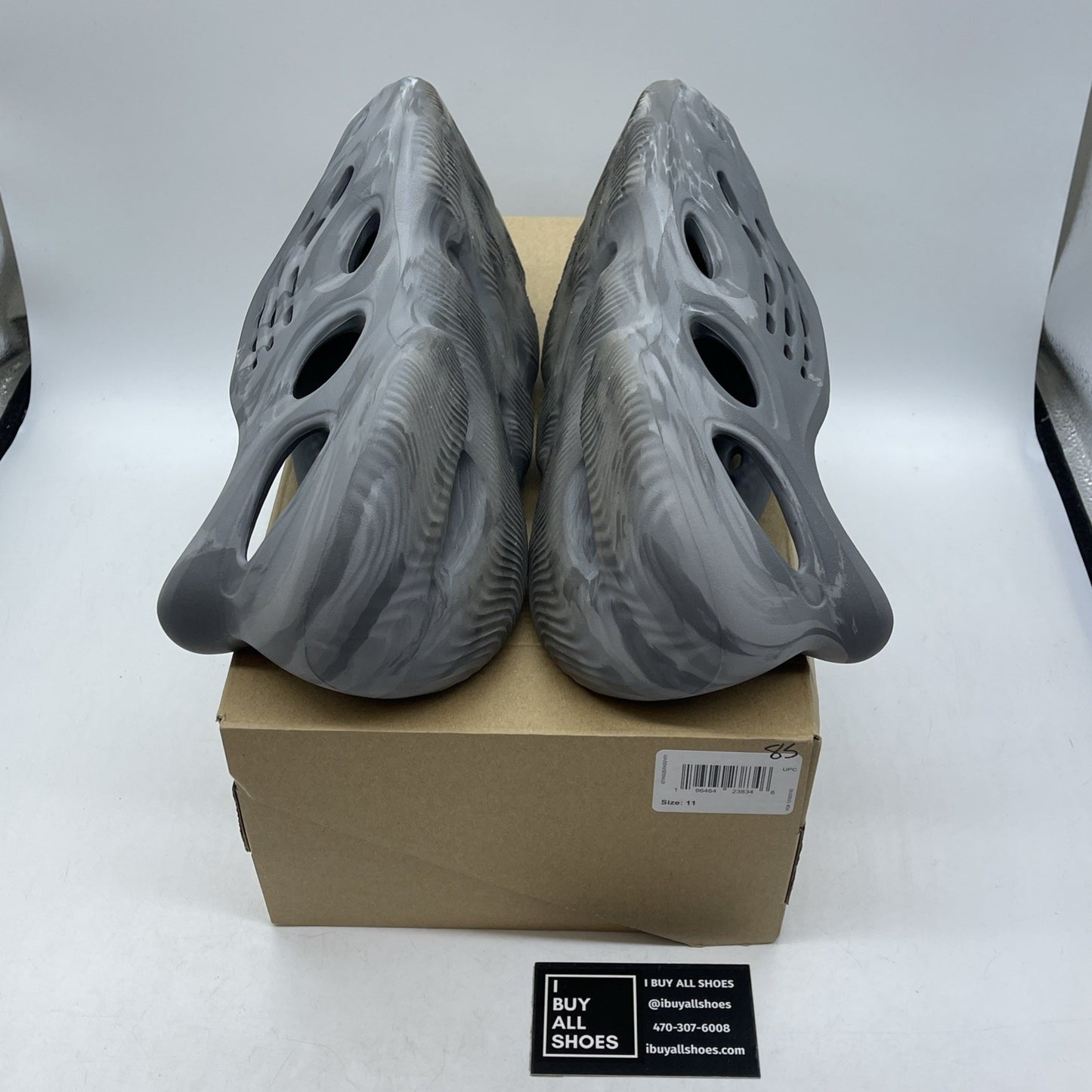 Size 11 - NEW YEEZY Foam Runner MX Granite Grey Rubber   (IE4931)