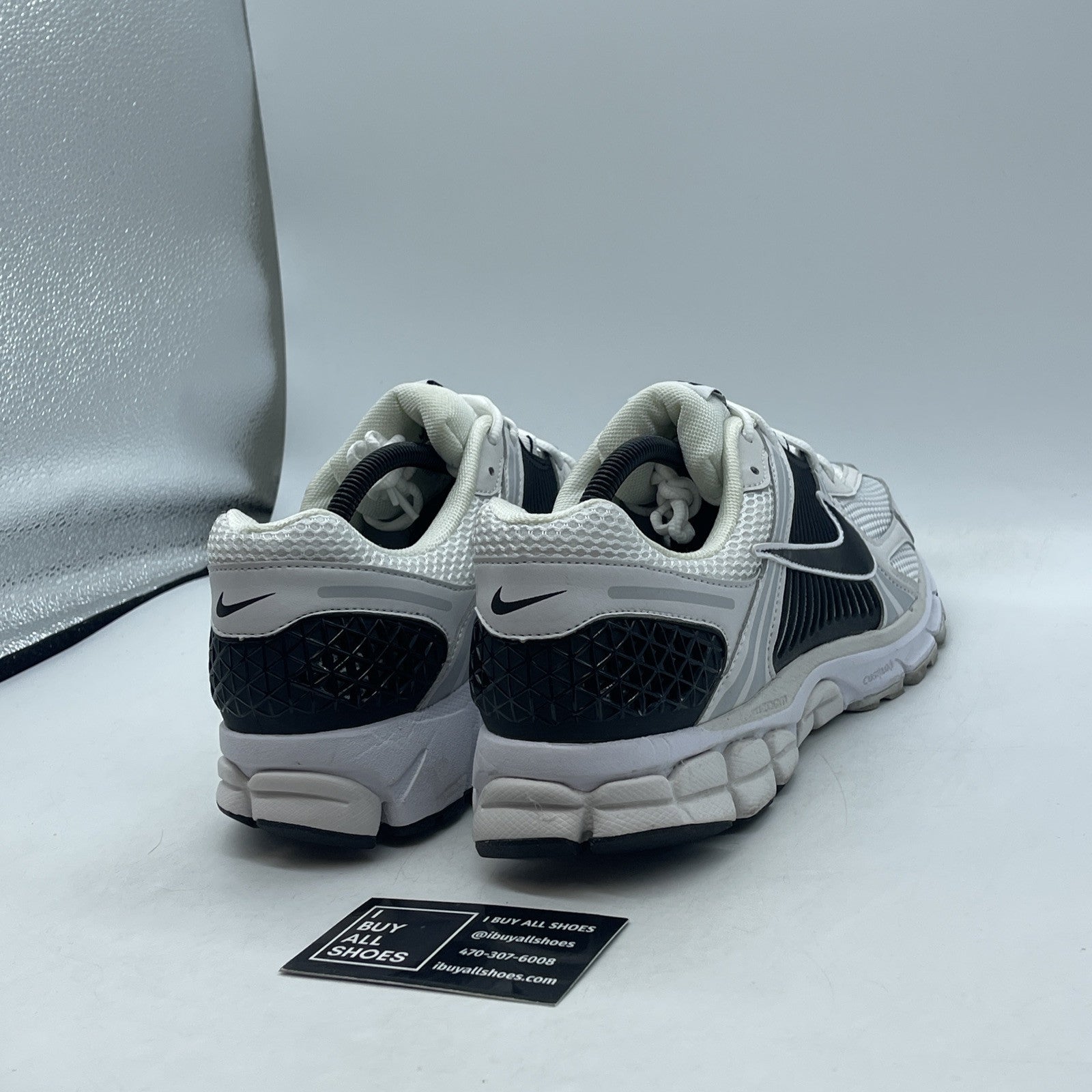 Size 10 - Nike Men’s Zoom Vomero 5 FB9149101 White/Black/Platinum Tint