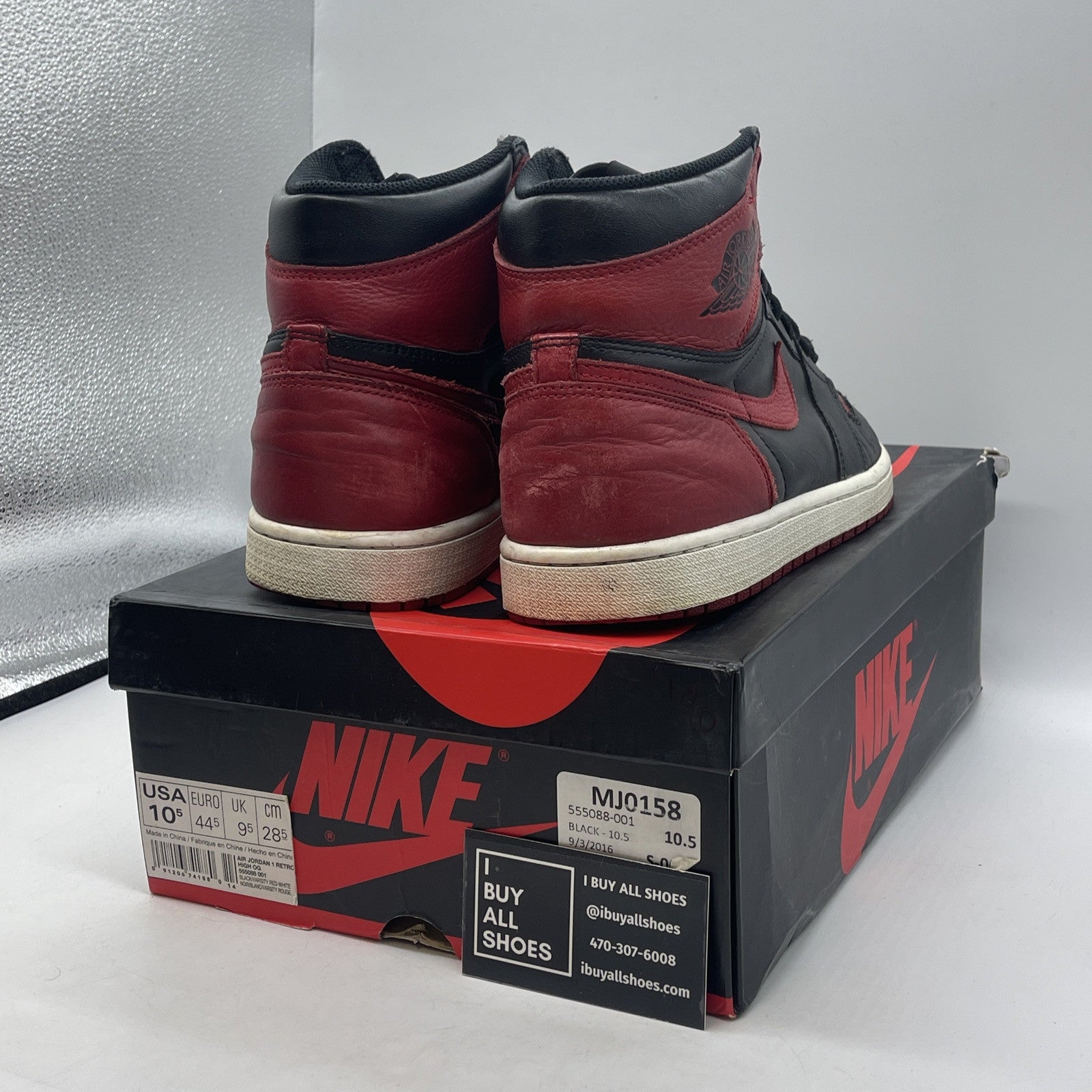 Size 10.5 - Jordan 1 Retro OG High Banned, Bred Black Red leather (555088-001)