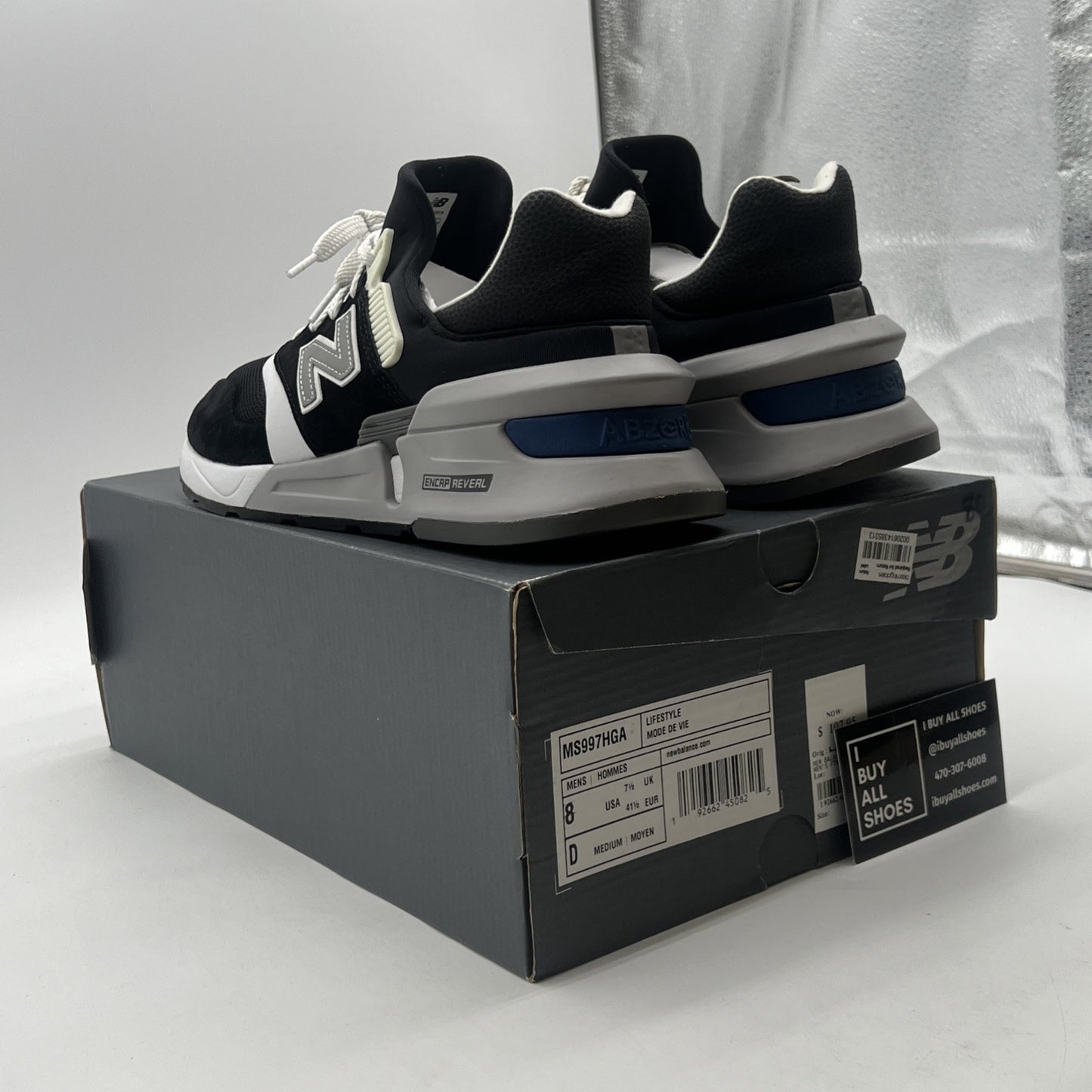 Size 8 - New Balance 997 Black White (MS997HGA)