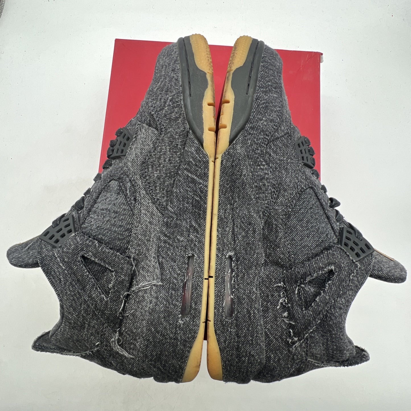 Size 11.5 - Levi's x Air Jordan 4 Retro Black Denim (AO2571-001)