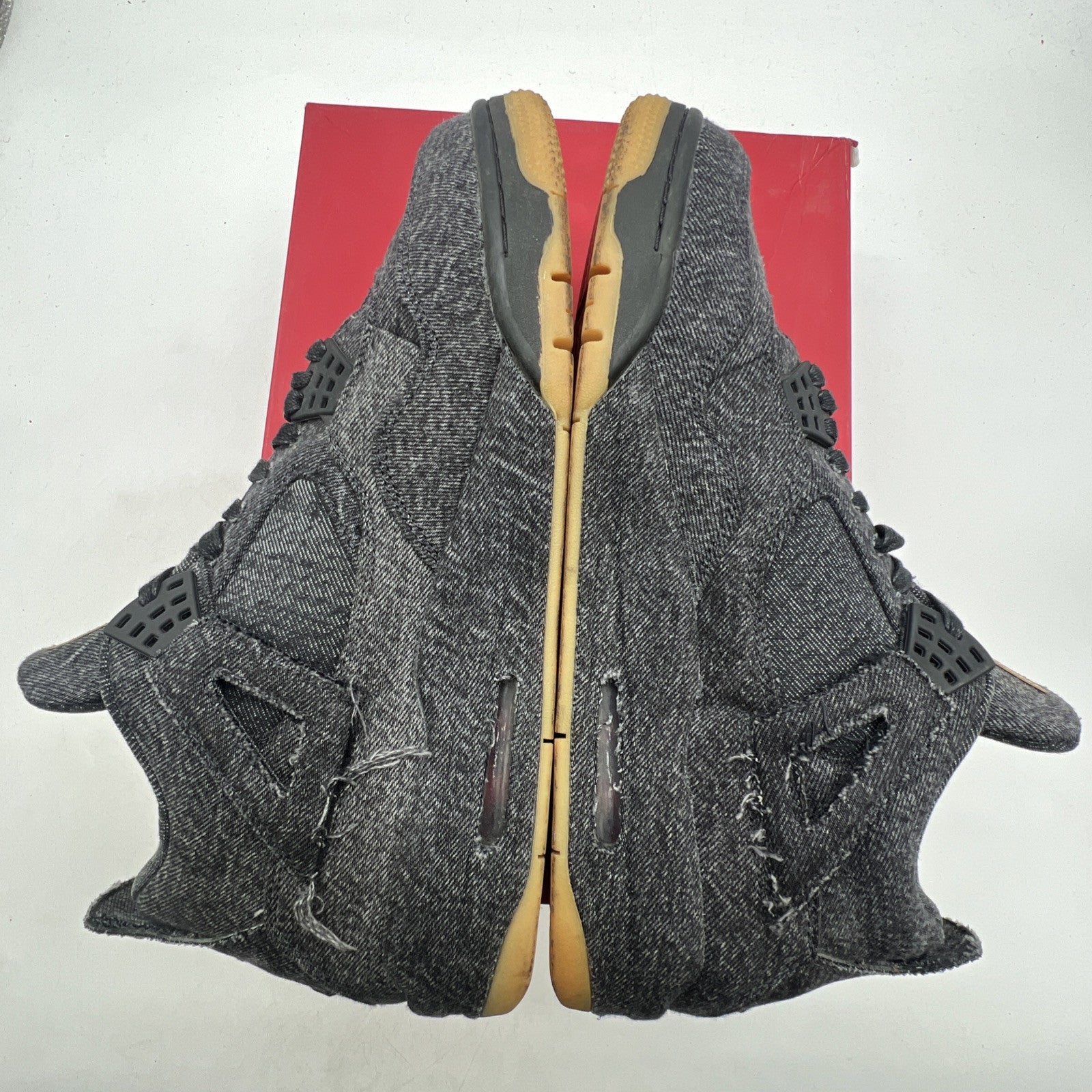 Size 11.5 - Levi's x Air Jordan 4 Retro Black Denim (AO2571-001)