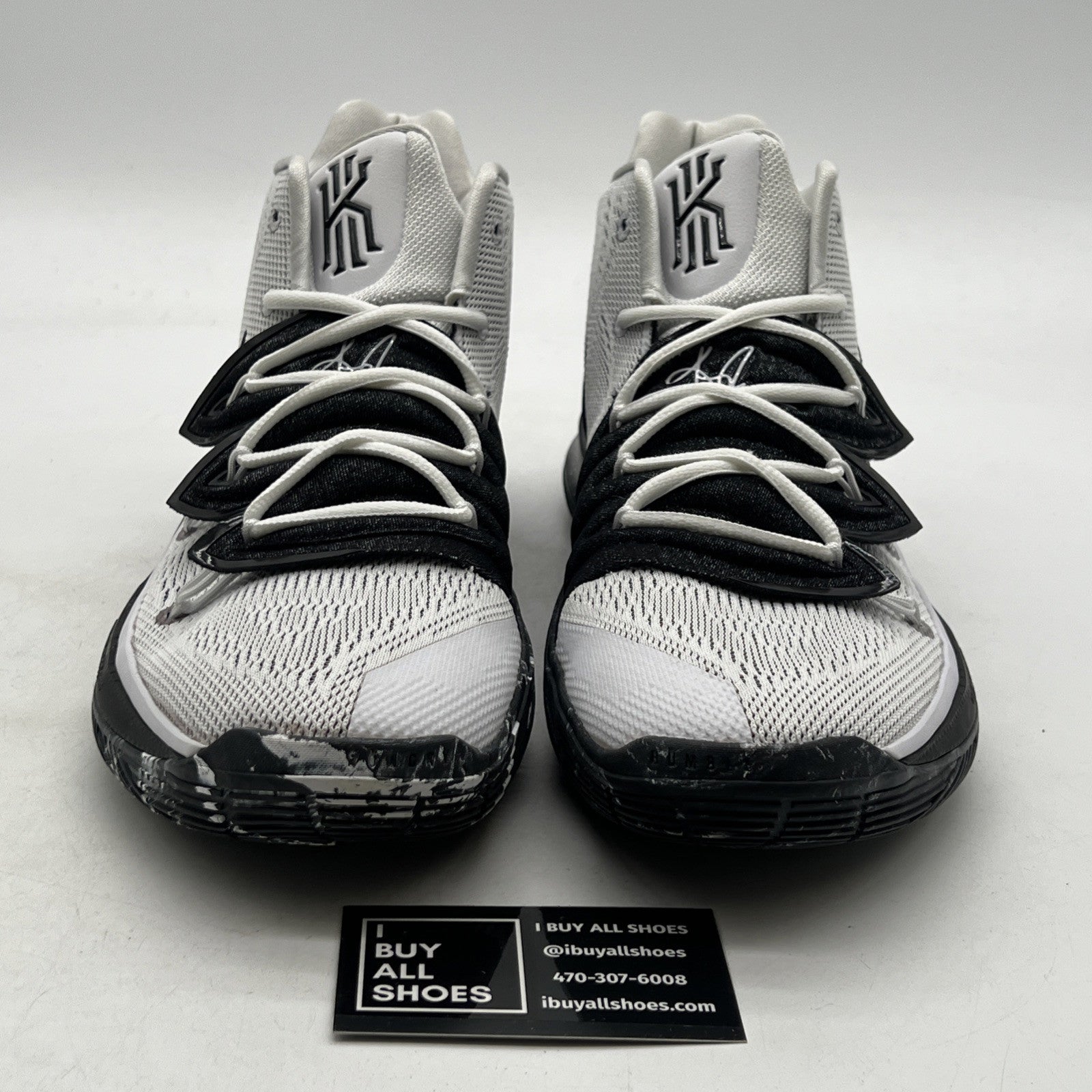 Size 11.5 - Nike Kyrie 5 Oreo - (AO2918-100)