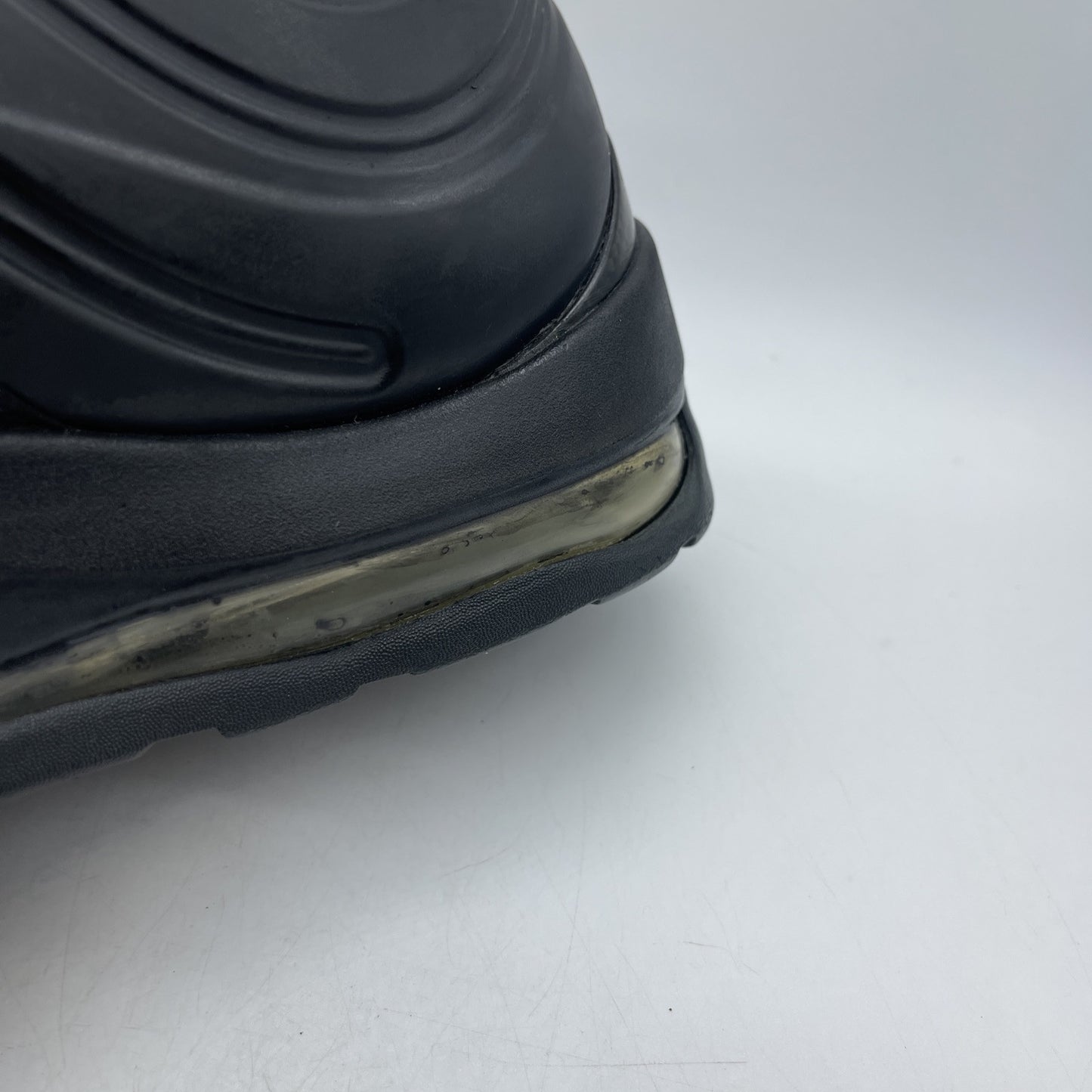 Size 11.5 - Nike Air Max Posite Bakin Black Suede Leather (415327-001)