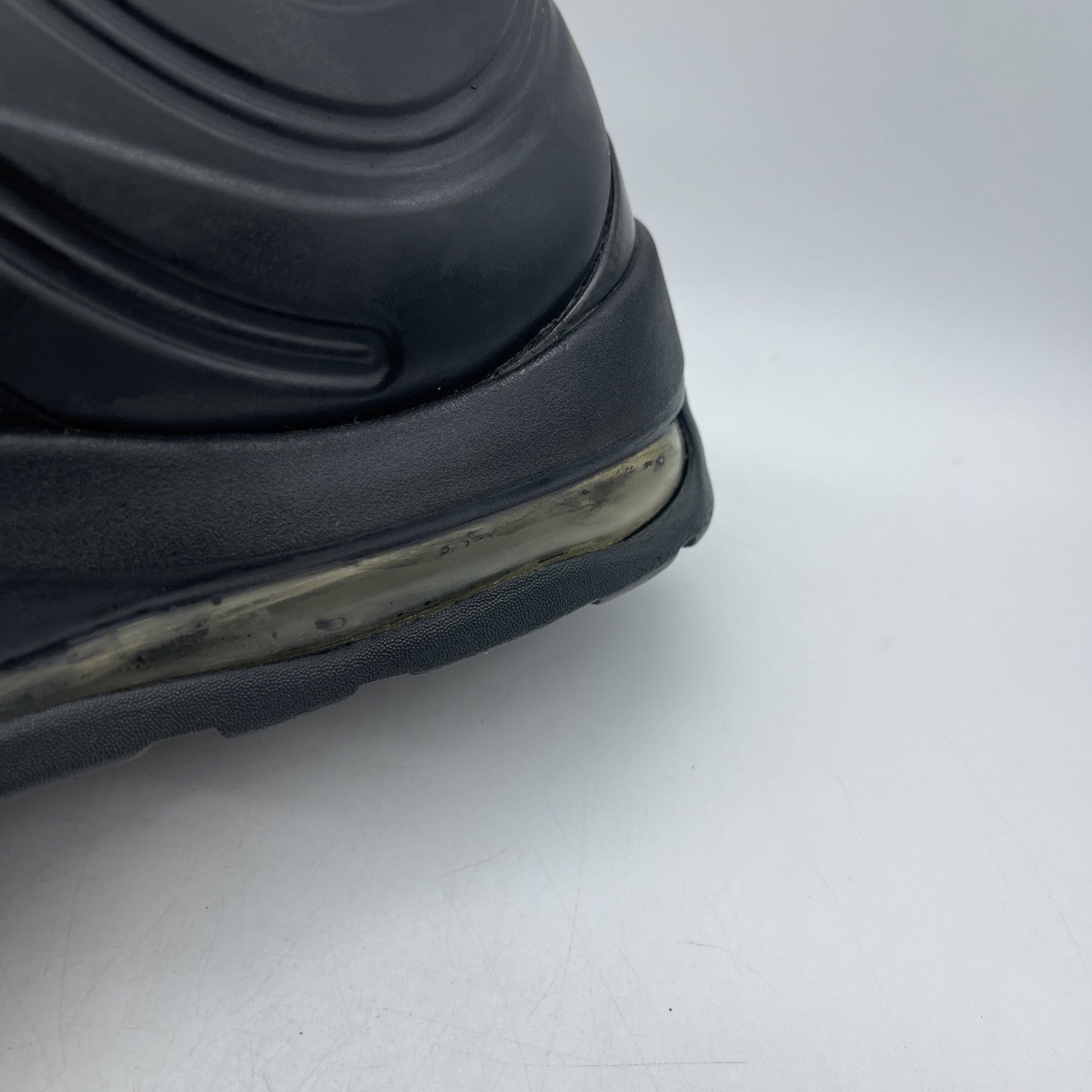 Size 11.5 - Nike Air Max Posite Bakin Black Suede Leather (415327-001)