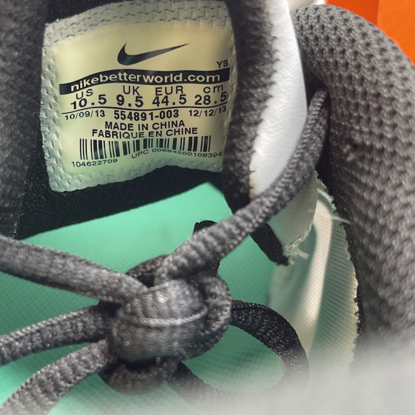 Size 10.5 - Nike Air Velocitrainer Stadium Grey black Green (554891-003)