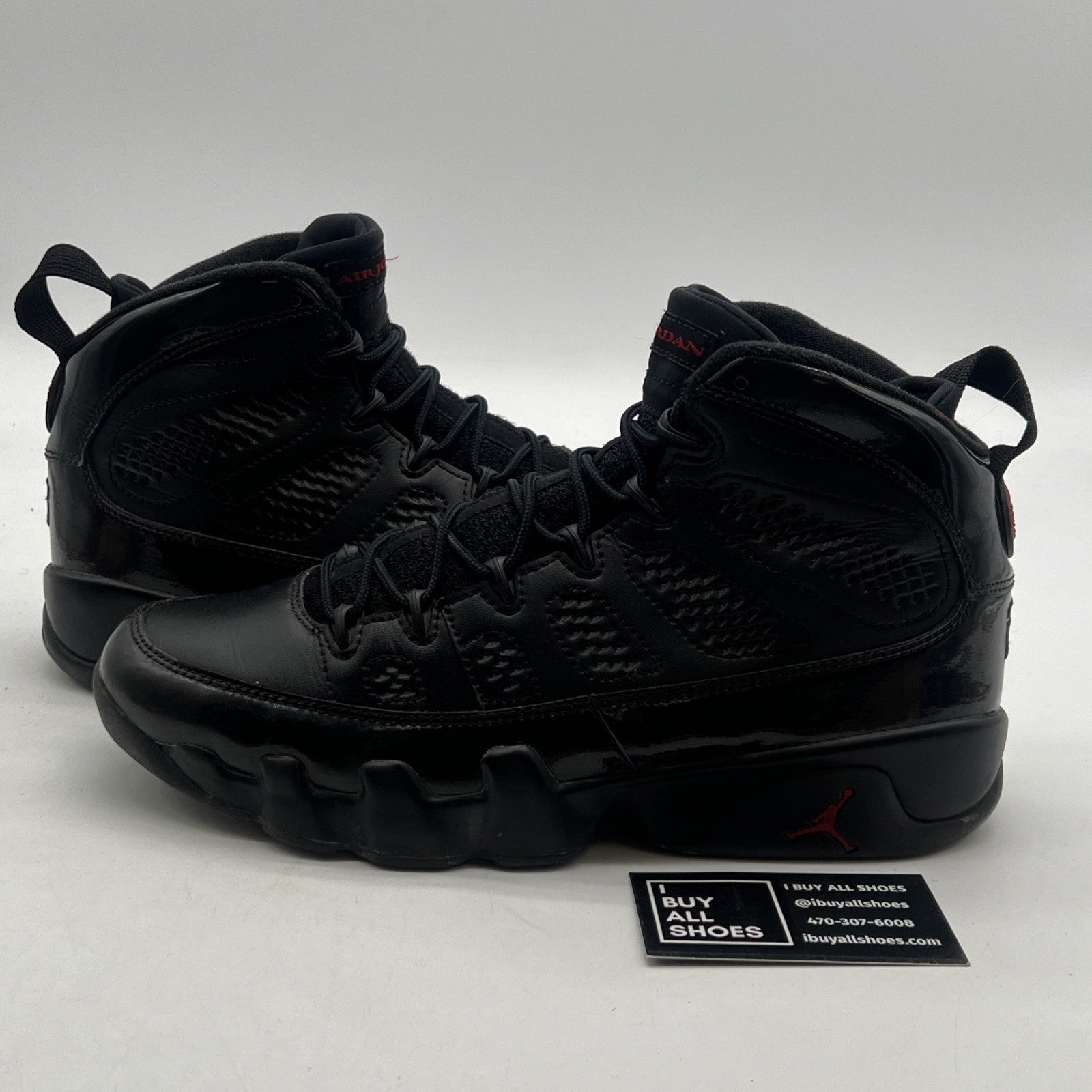 Size 9.5 - Air Jordan 9 Retro Bred (302370-014)