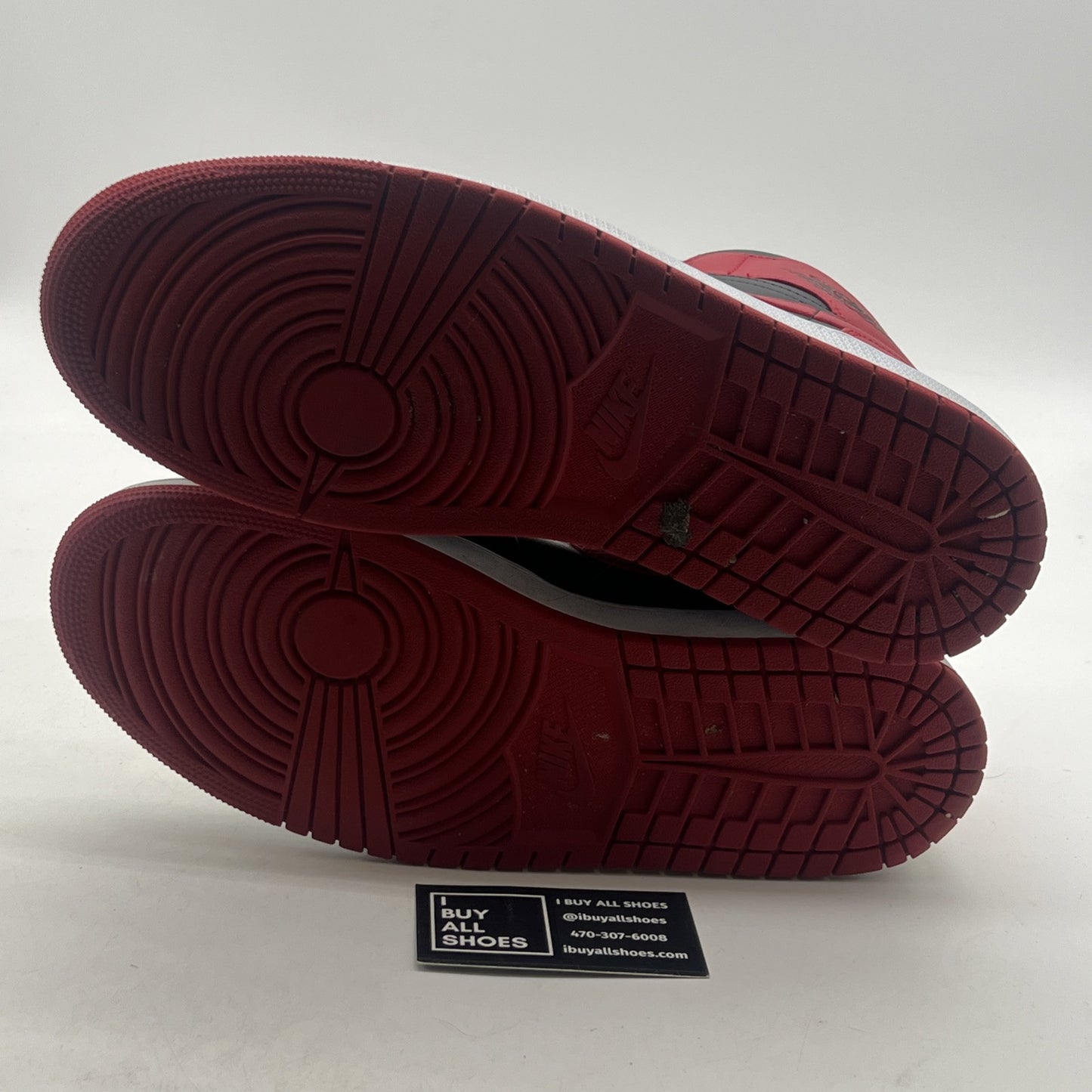 Size 12 - Air Jordan 1 Mid Banned 2020 (554724-074)