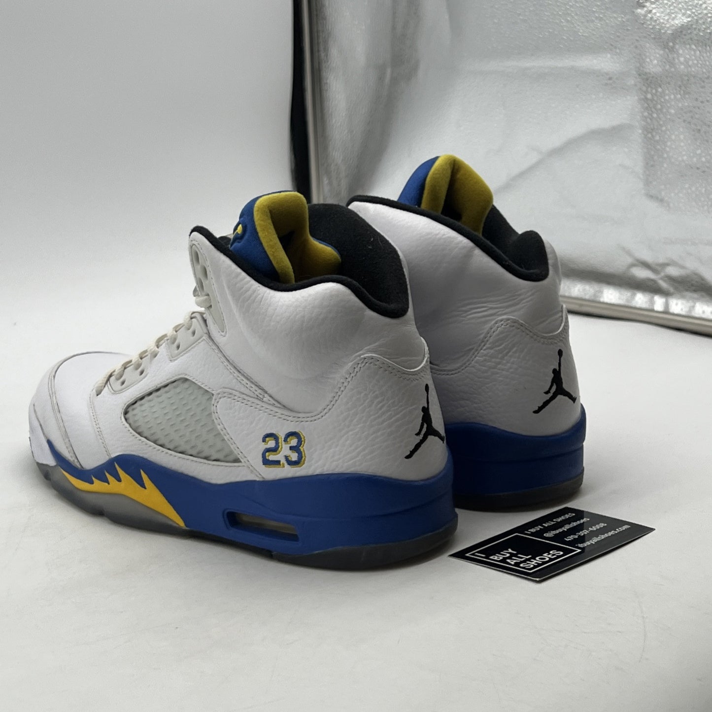 Size 9 - Air Jordan 5 Retro 2013 Laney (136027-189)