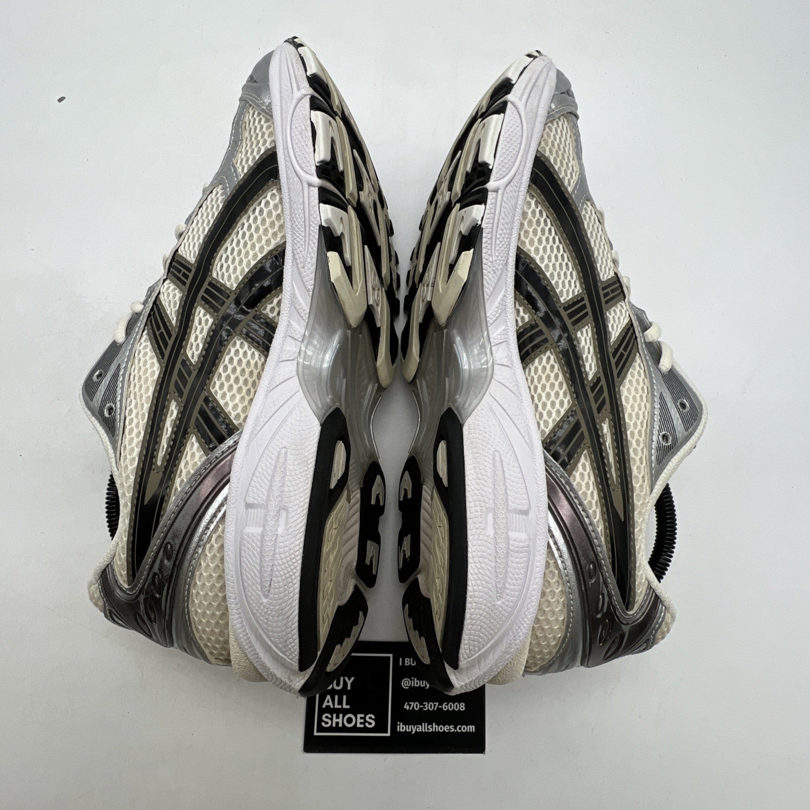Size 9 - ASICS Gel Kayano 14 Silver Cream (1201A019-108)