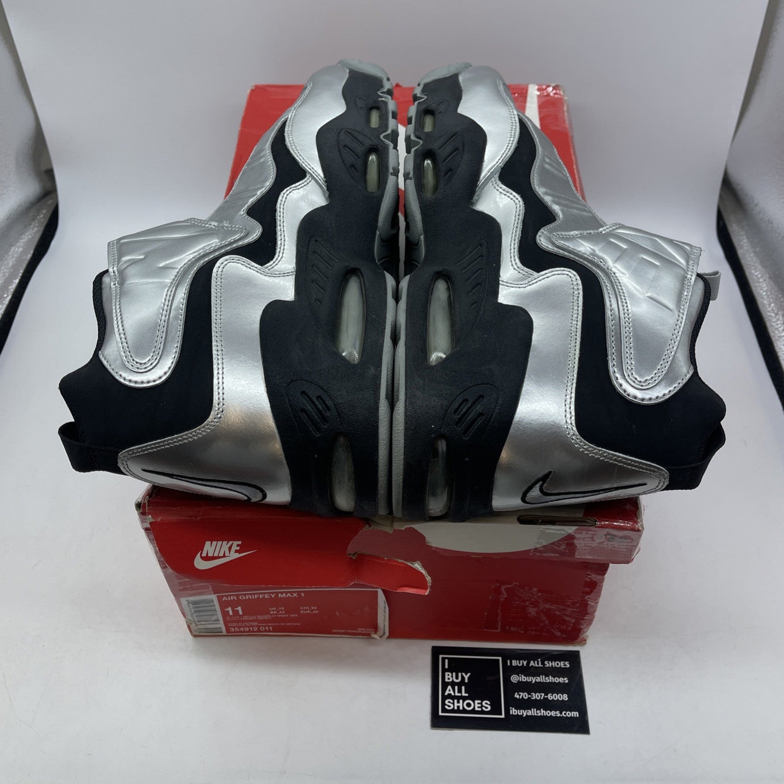 Size 11 - Nike Air Griffey Max 1 Black Metallic Suede Leather (354912-011)