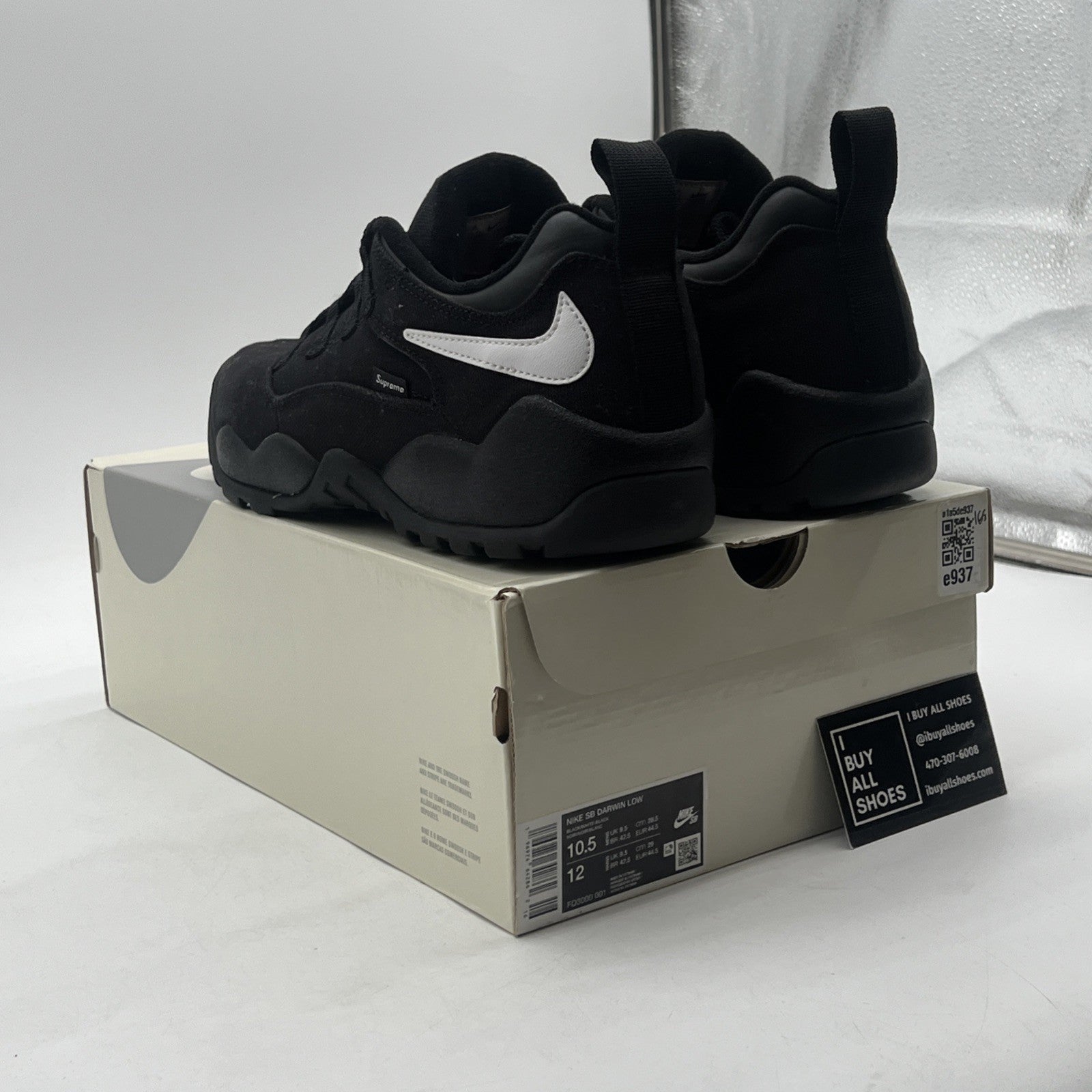 Size 10.5 - Nike Supreme x Darwin SB Low Black (FQ3000-001)