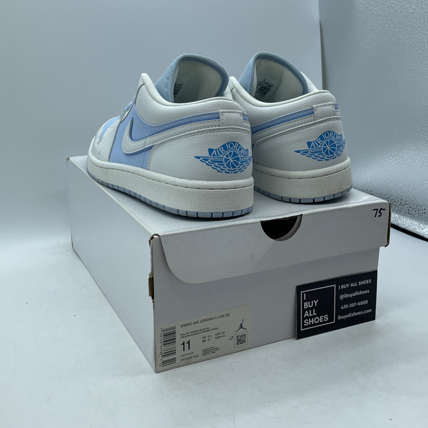Size 11 - Jordan 1 Low SE Reverse Ice Blue White Suede Leather (DV1299-104)